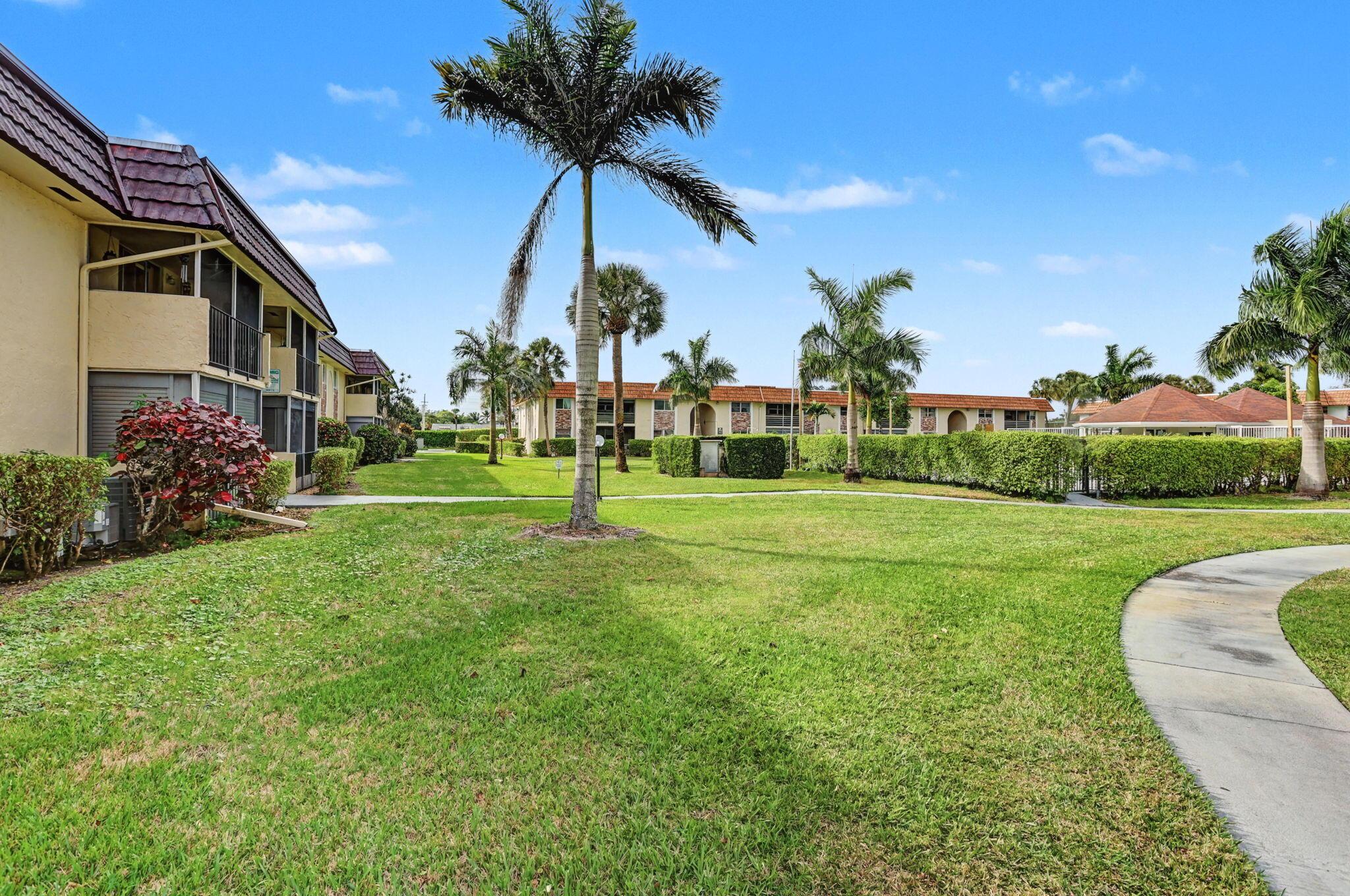 22805 SW 66th Avenue 206, Boca Raton, FL 33428, Boca Raton - Photo 3