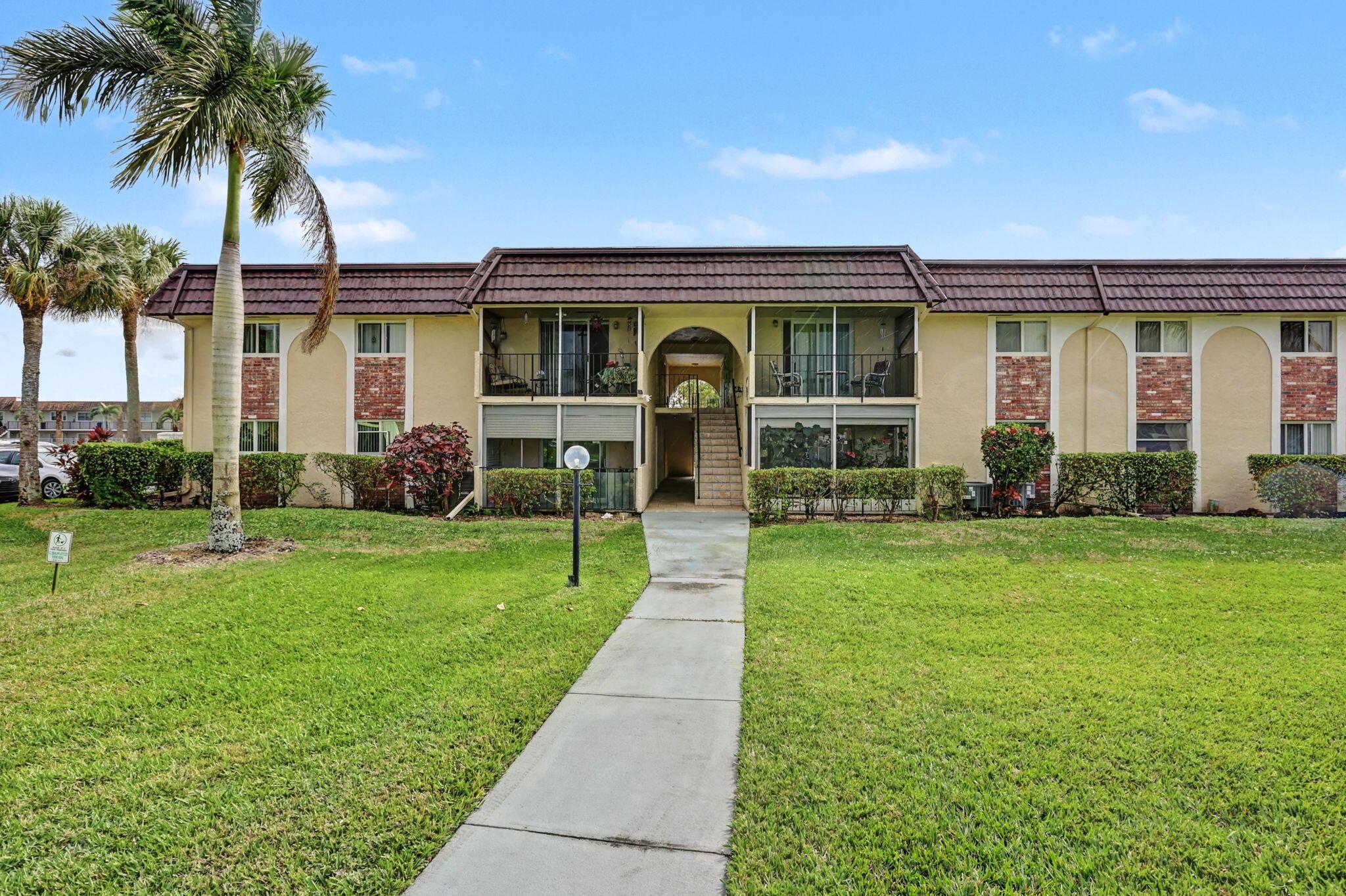 22805 SW 66th Avenue 206, Boca Raton, FL 33428, Boca Raton - Photo 2