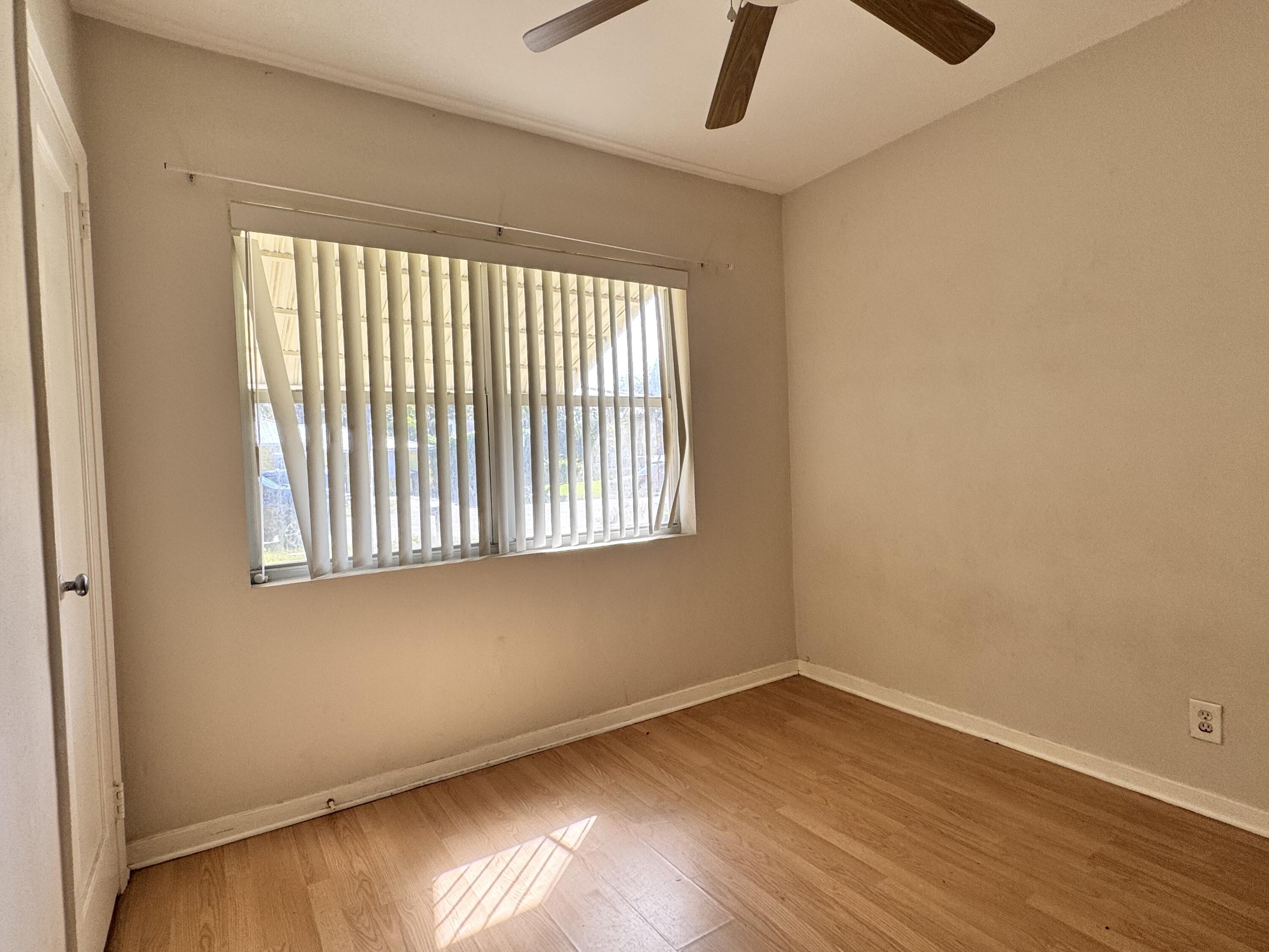 1015 Macy Street, West Palm Beach, FL 33405, West Palm Beach - Photo 5