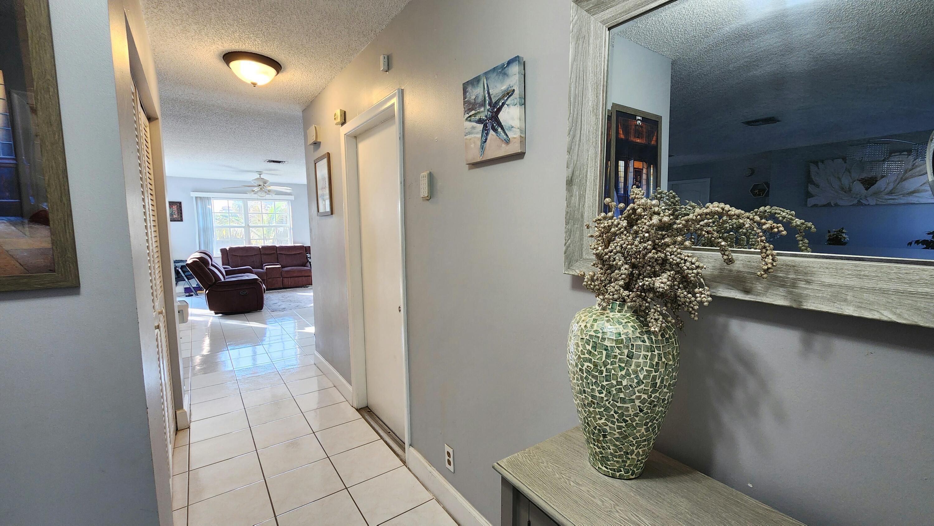 4209 Waverly Drive, West Palm Beach, FL 33407, West Palm Beach - Photo 5