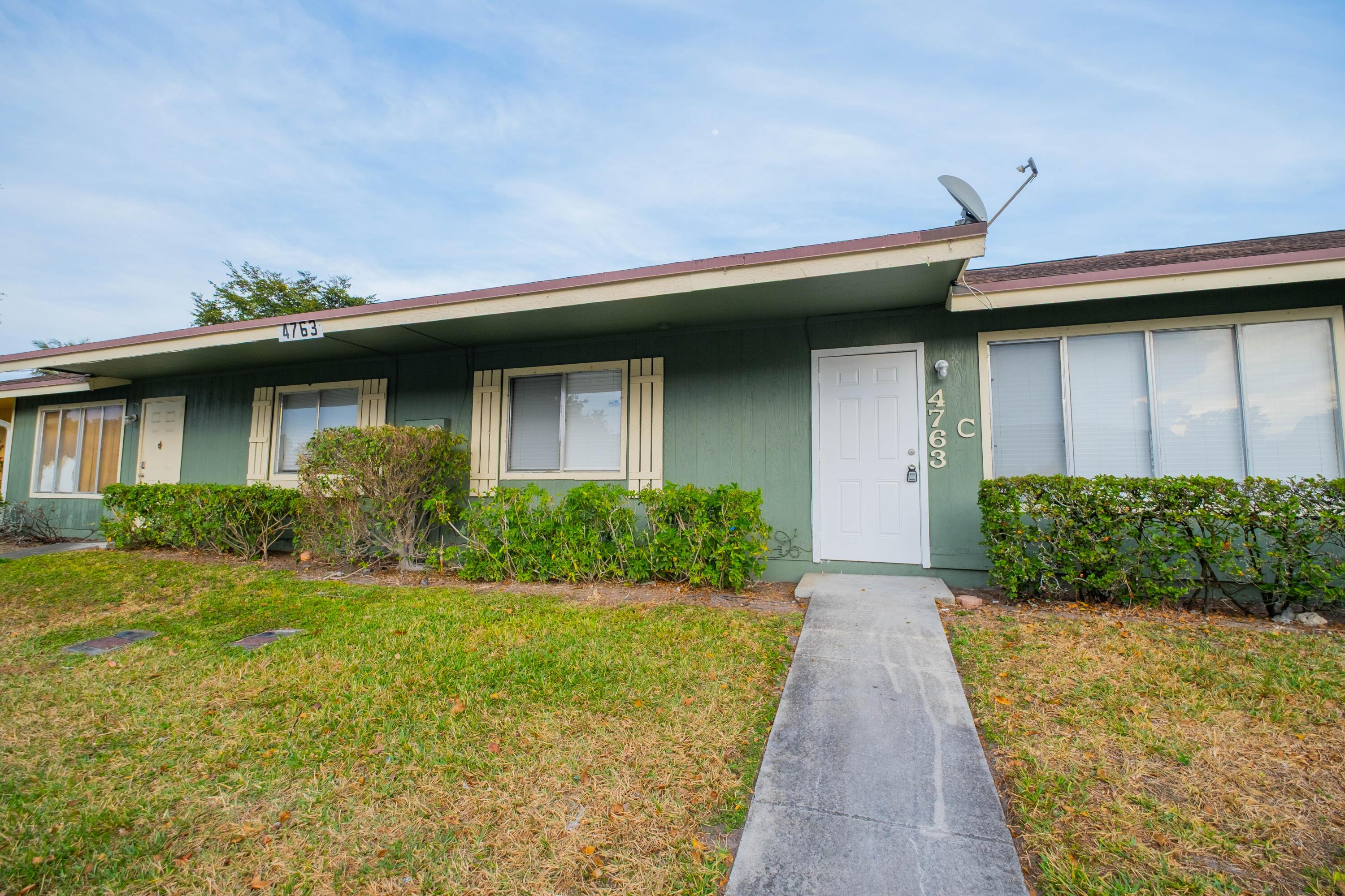 4763 Orleans Court C, West Palm Beach, FL 33415, West Palm Beach - Photo 2