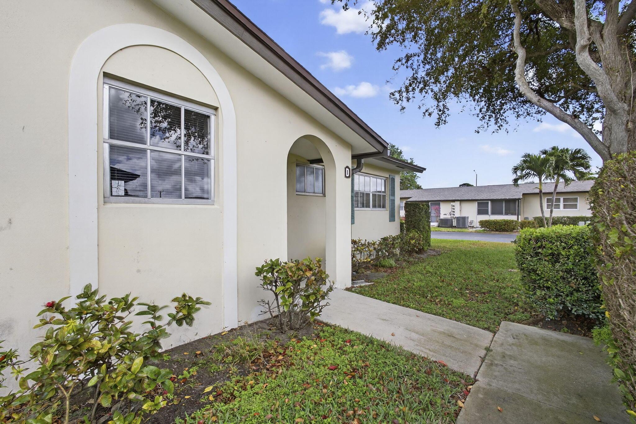 2960 Ashley Drive E D, West Palm Beach, FL 33415, West Palm Beach - Photo 2
