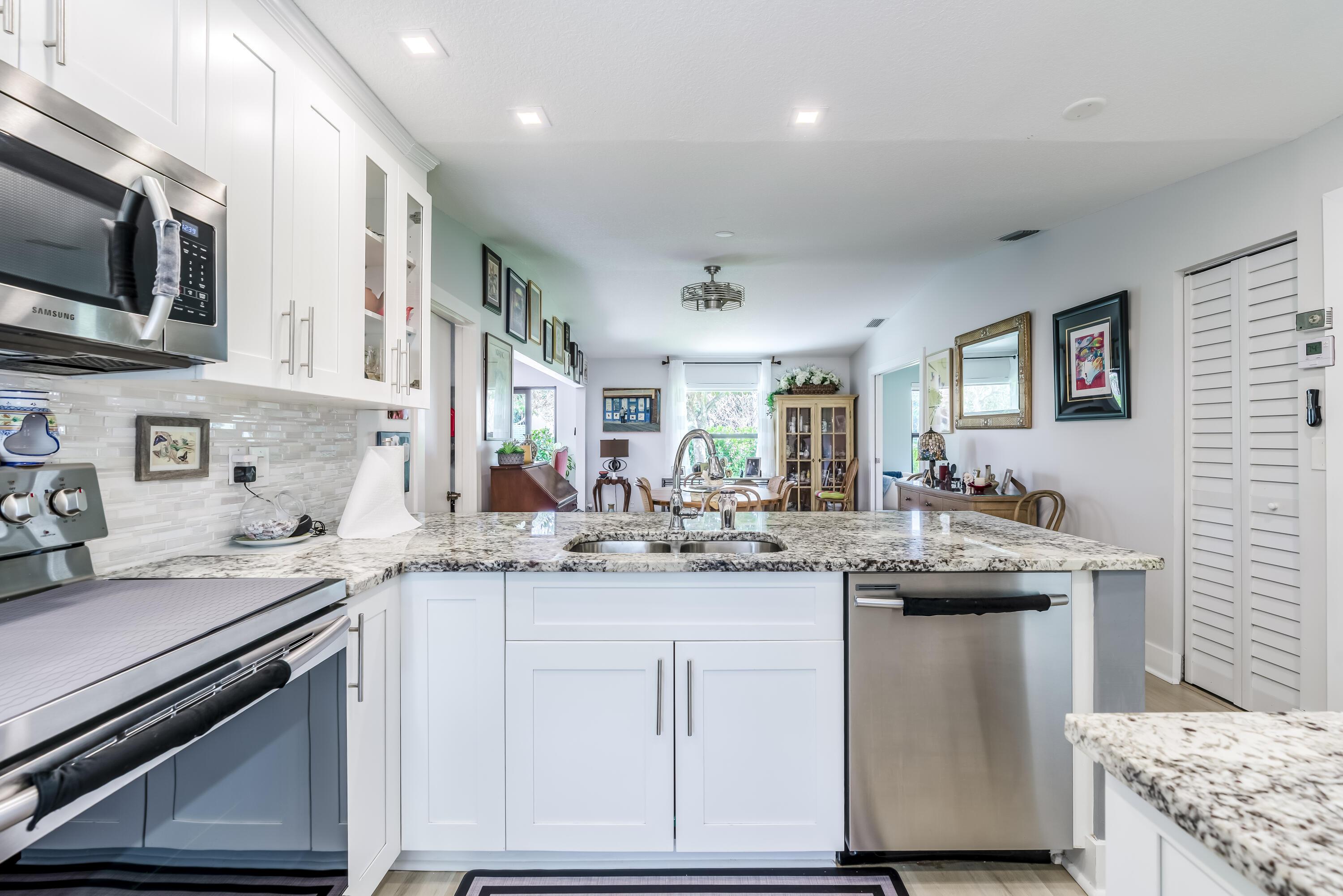 15812 Philodendron Circle, Delray Beach, FL 33484, Delray Beach - Photo 4