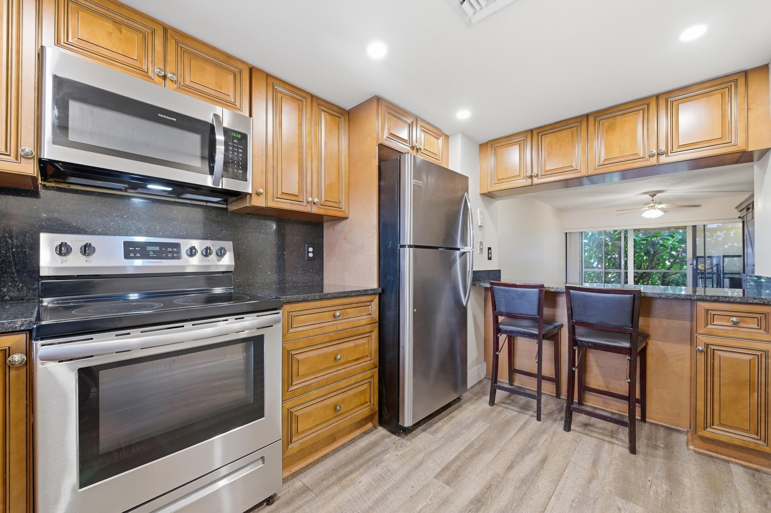 1981 W Woolbright Road E101, Boynton Beach, FL 33426, Boynton Beach - Photo 3