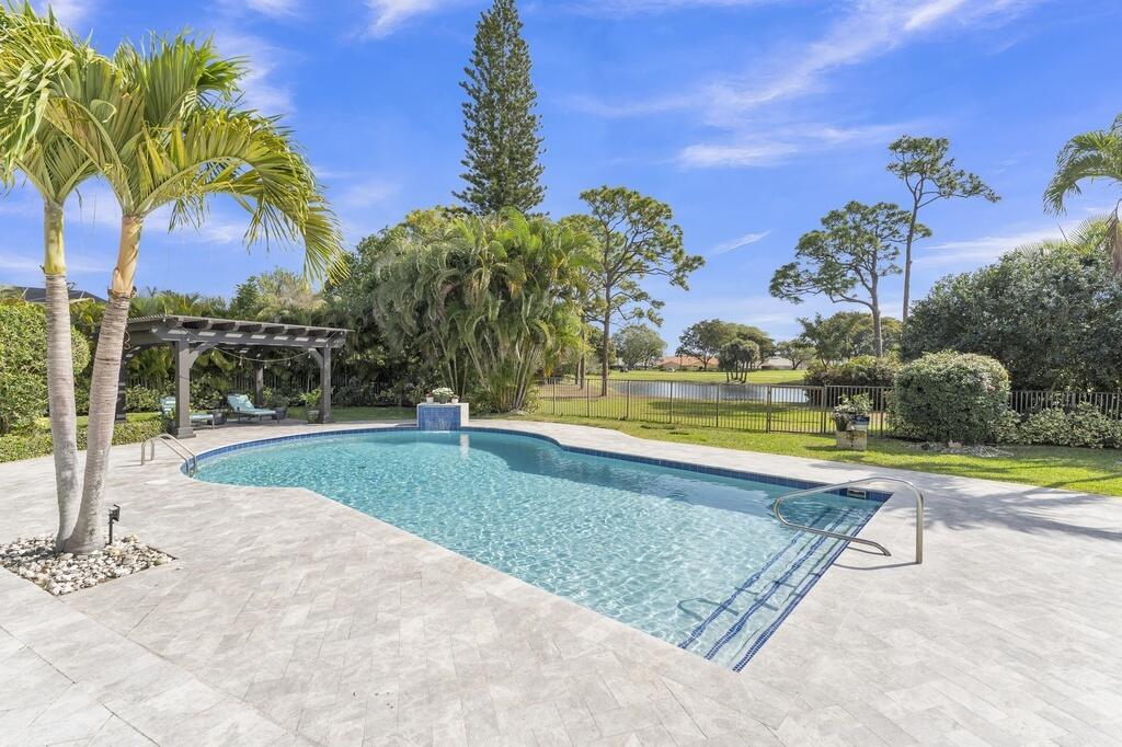 355 Oakview Drive, Delray Beach, FL 33445, Delray Beach - Photo 4