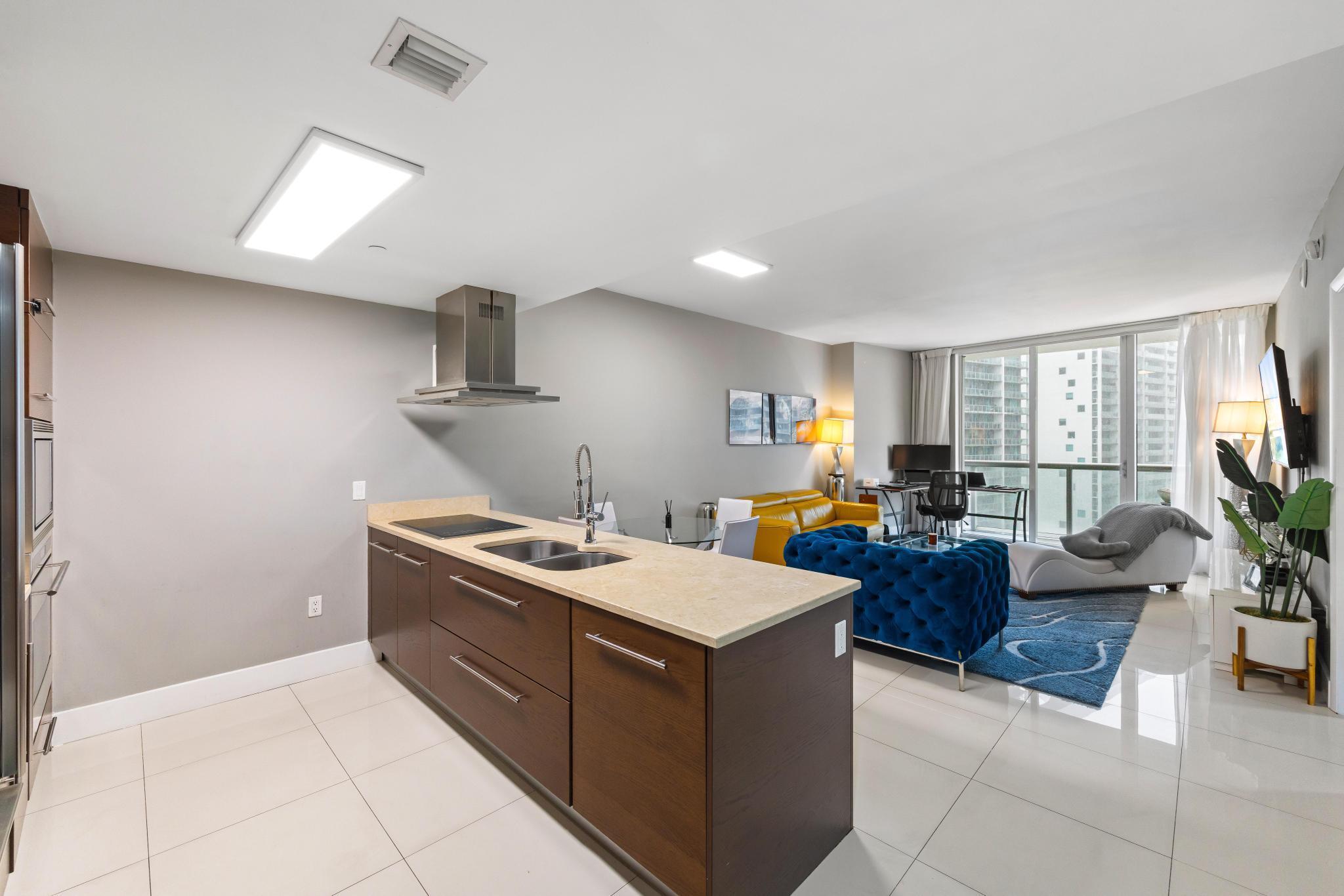 485 Brickell Avenue 2506, Miami, FL 33131, Miami - Photo 3