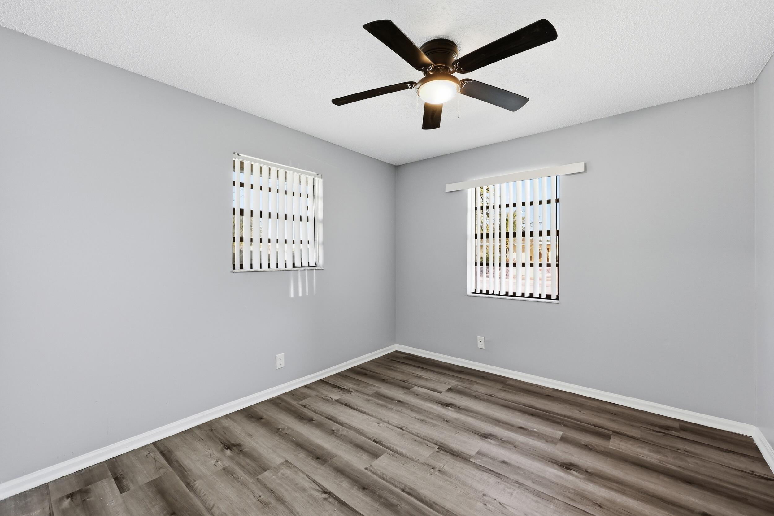 1565 W 28th Street A, Riviera Beach, FL 33404, Riviera Beach - Photo 2