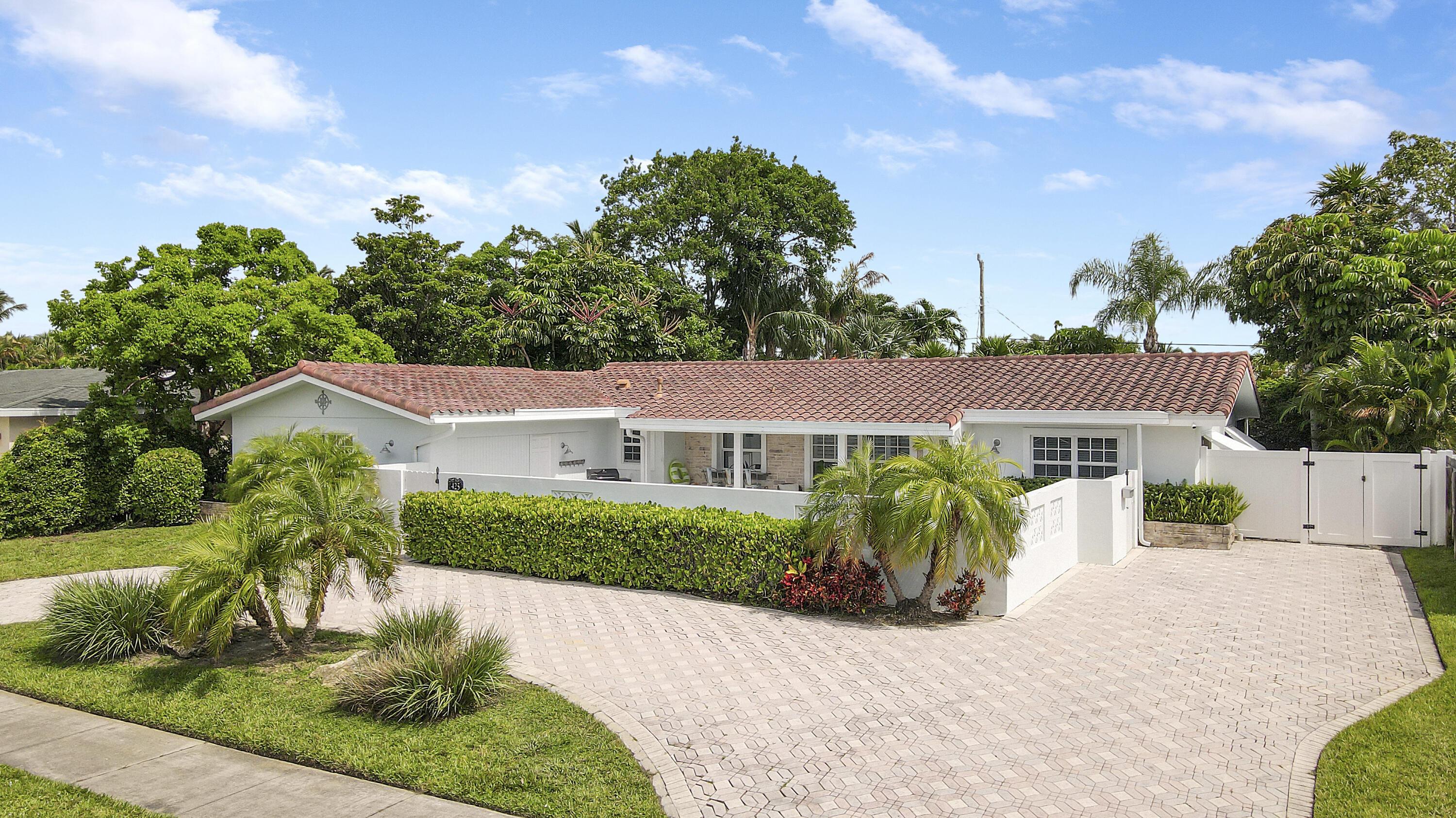 425 Marlin Road, North Palm Beach, FL 33408, North Palm Beach - Photo 2