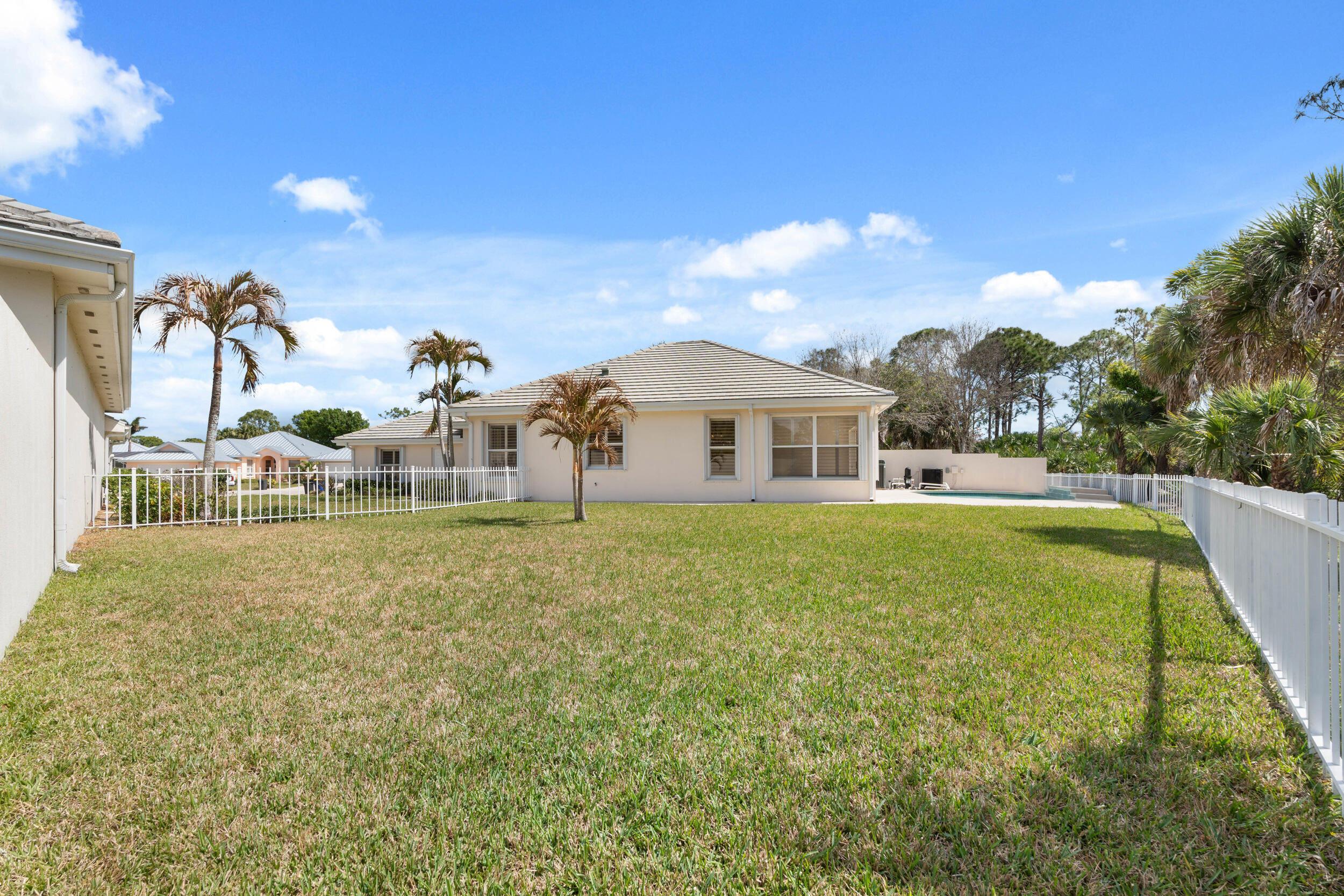 7780 SE Needle Palm Circle, Hobe Sound, FL 33455, Hobe Sound - Photo 4