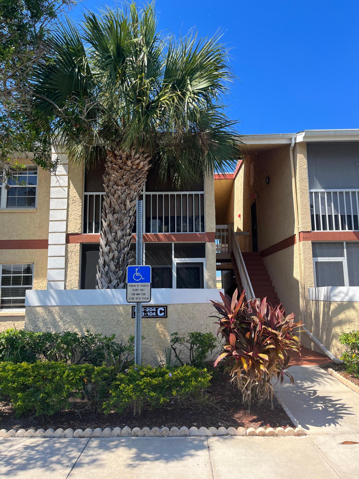 1533 SE Royal Green Circle, Port St. Lucie, FL 34952, Port St. Lucie - Photo 3