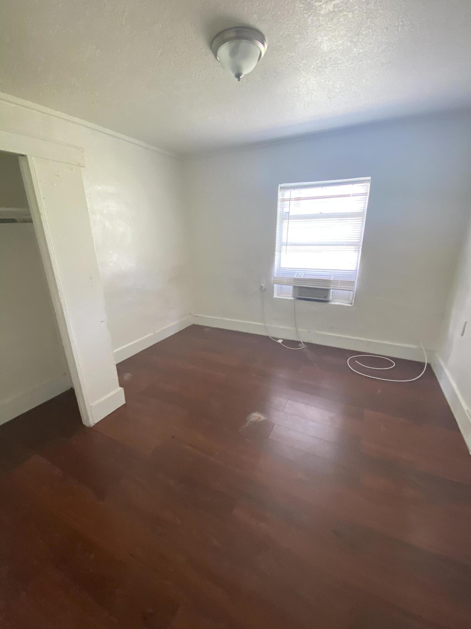 806 N 25th Street N B, Fort Pierce, FL 34946, Fort Pierce - Photo 3