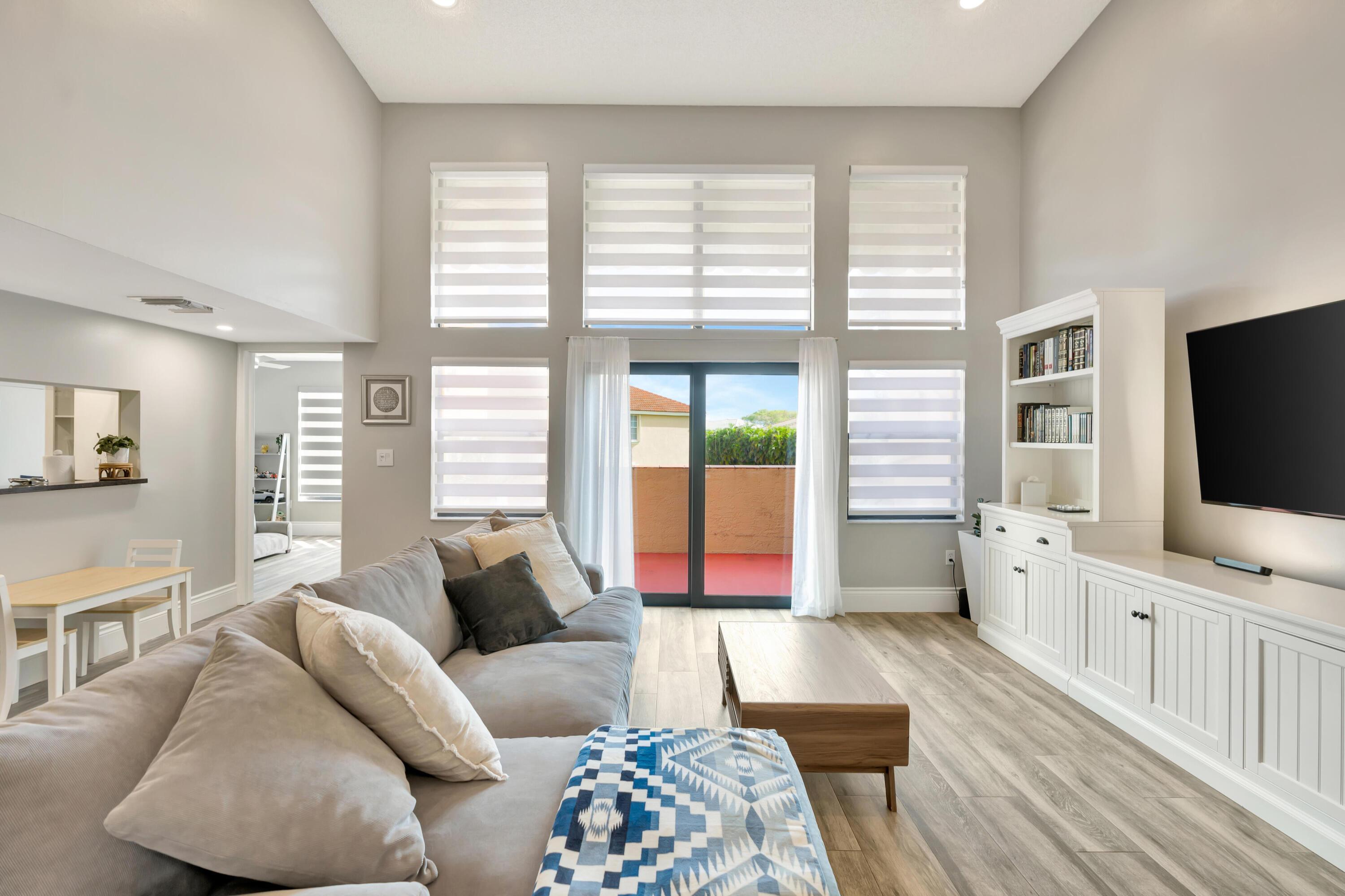 6630 Villa Sonrisa Drive 721, Boca Raton, FL 33433, Boca Raton - Photo 3