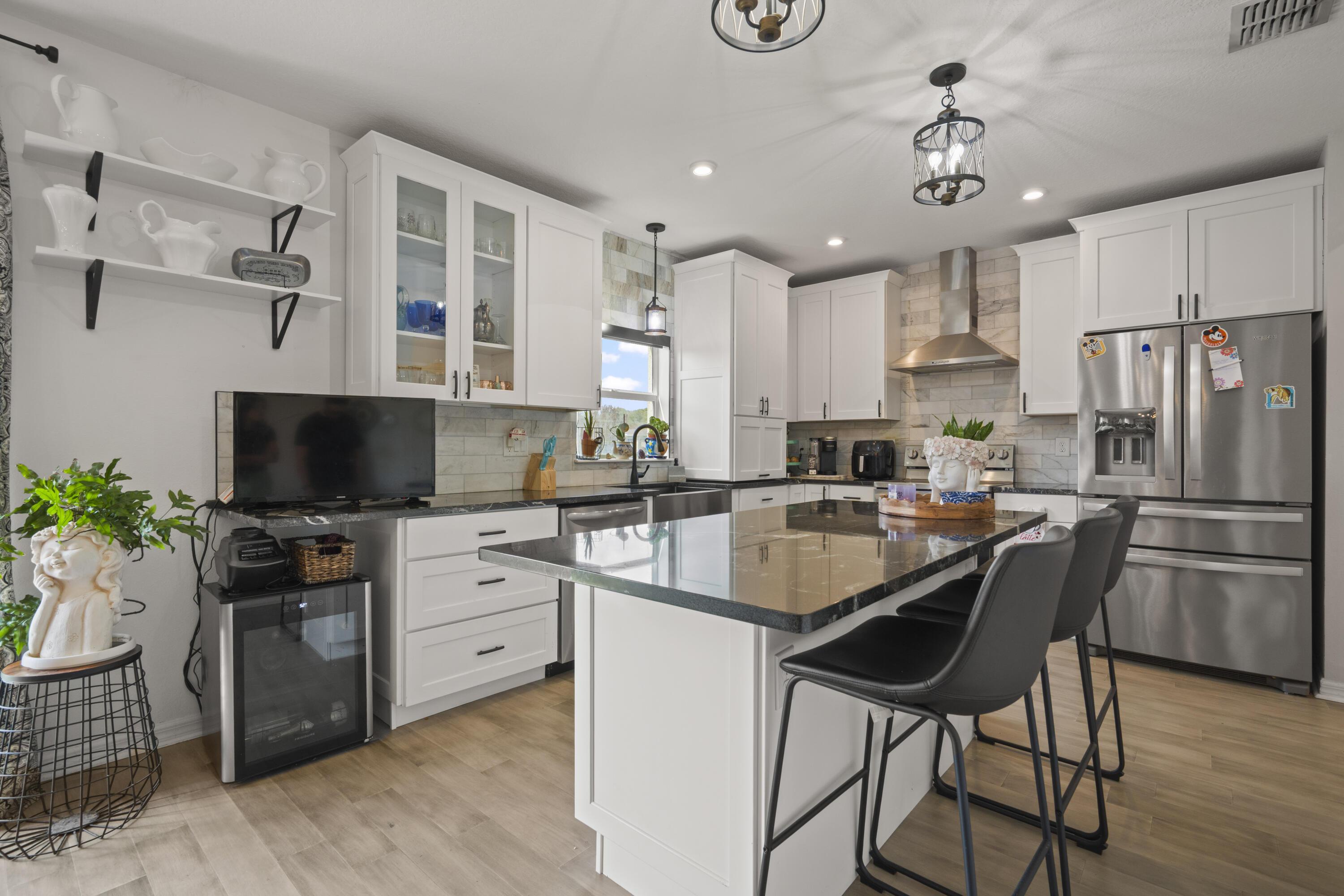 5255 Oakland Lake Circle, Fort Pierce, FL 34951, Fort Pierce - Photo 4