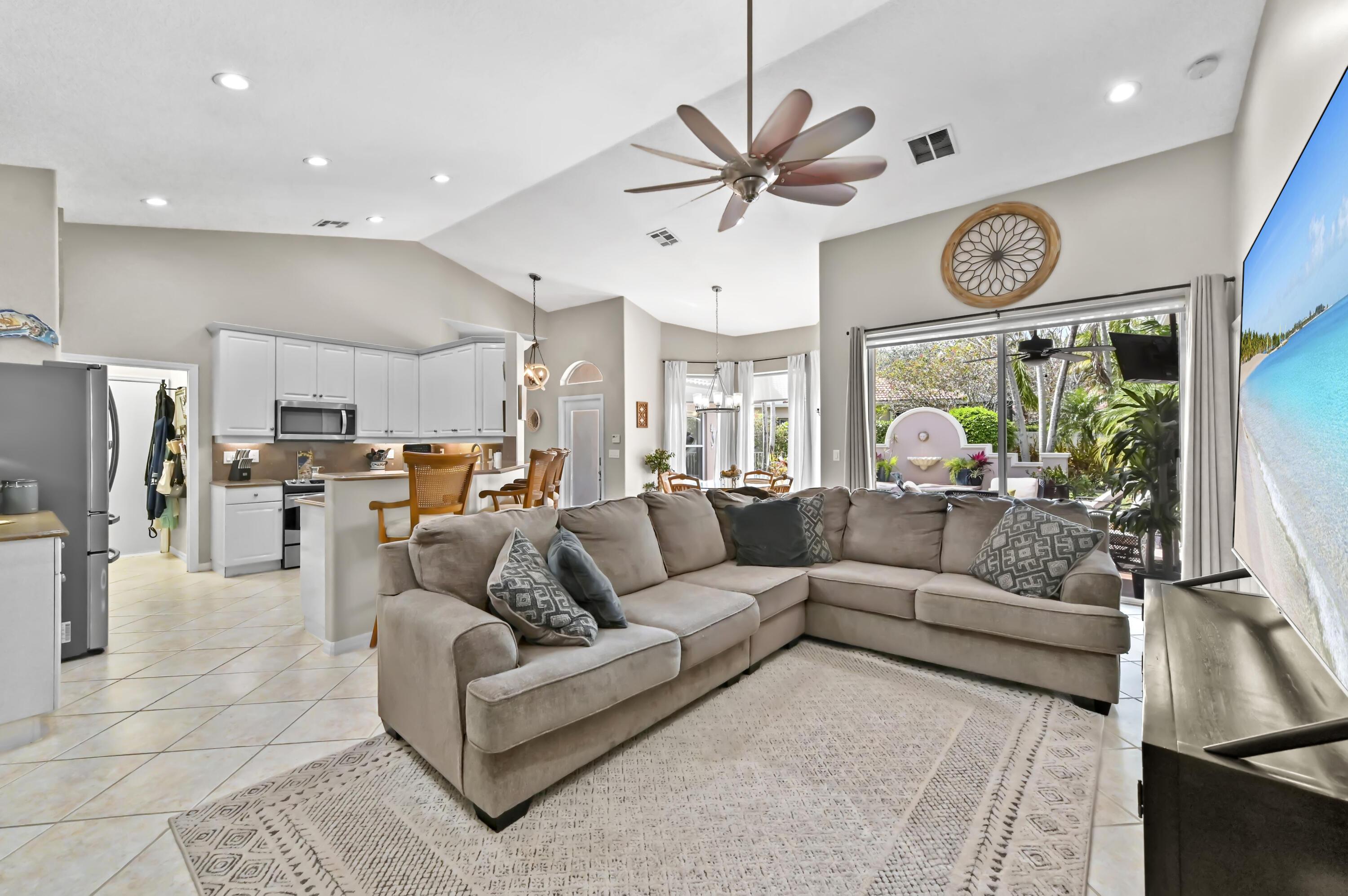 2395 Kemps Bay, West Palm Beach, FL 33411, West Palm Beach - Photo 5