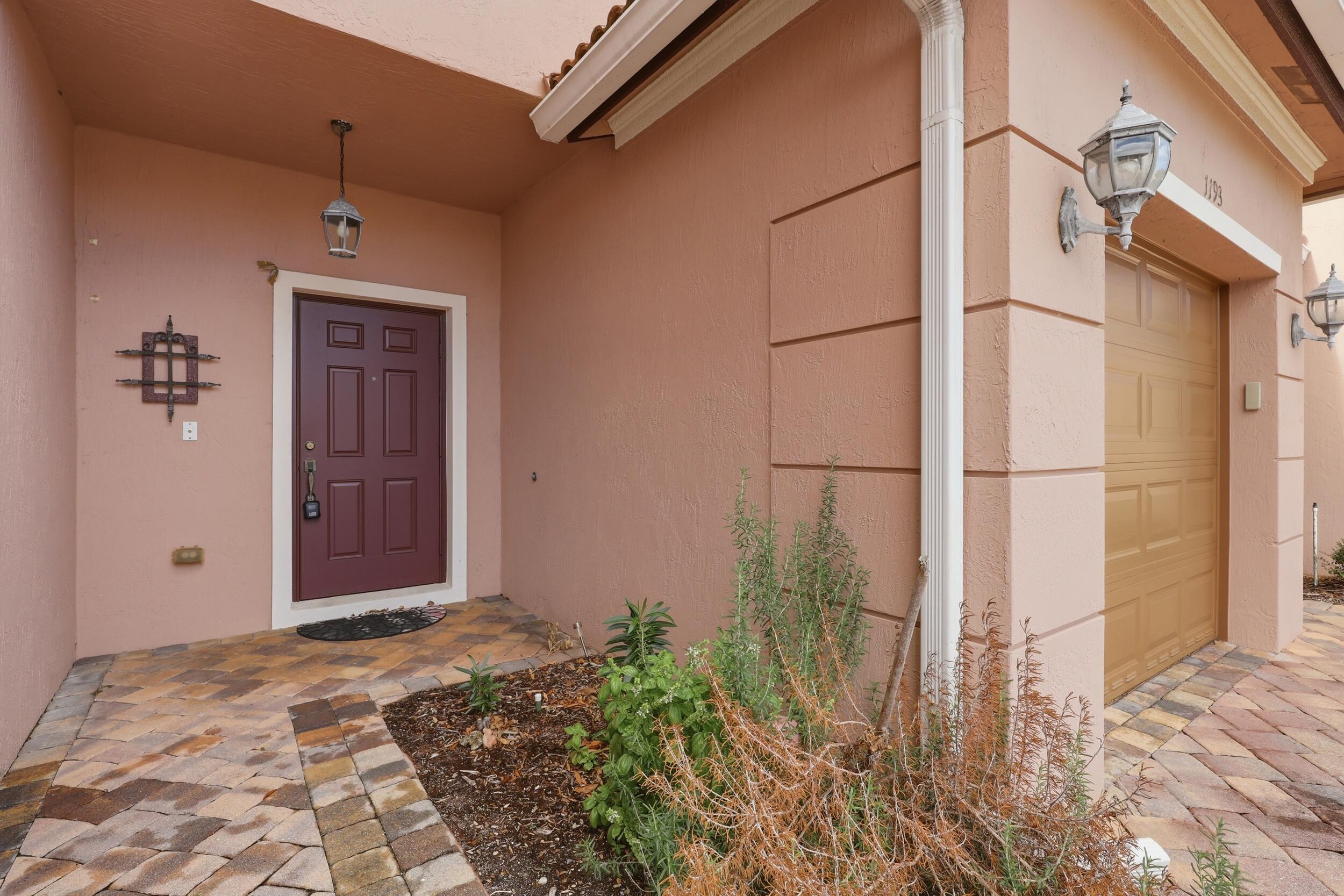 1189 Normandie Way, Vero Beach, FL 32960, Vero Beach - Photo 5