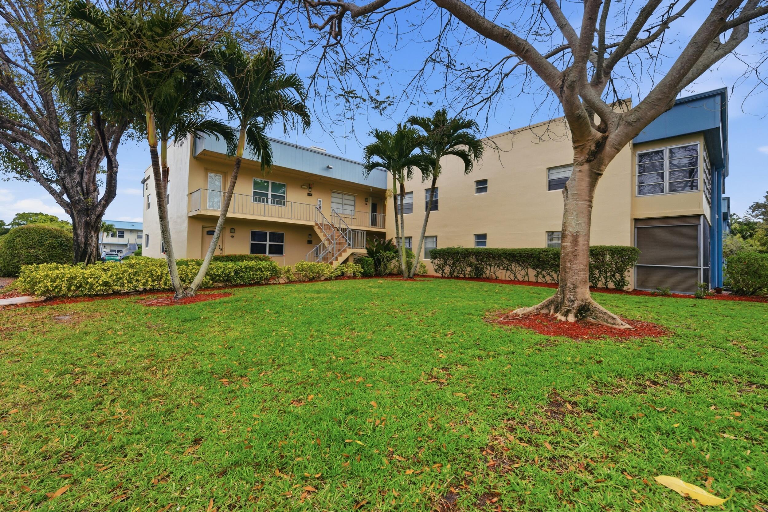888 Flanders S, Delray Beach, FL 33484, Delray Beach - Photo 3