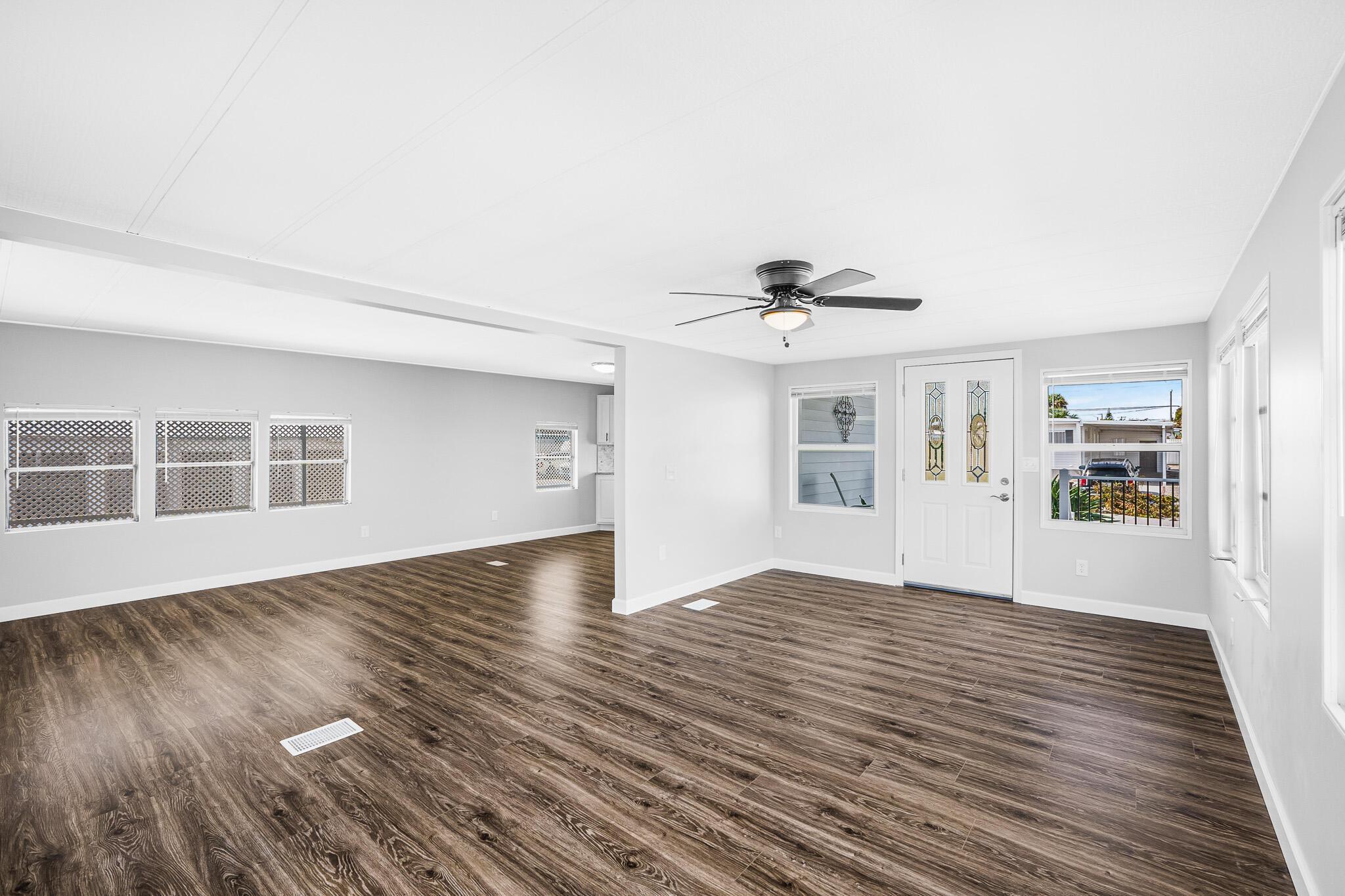 8301 SE Skylark Avenue, Hobe Sound, FL 33455, Hobe Sound - Photo 4