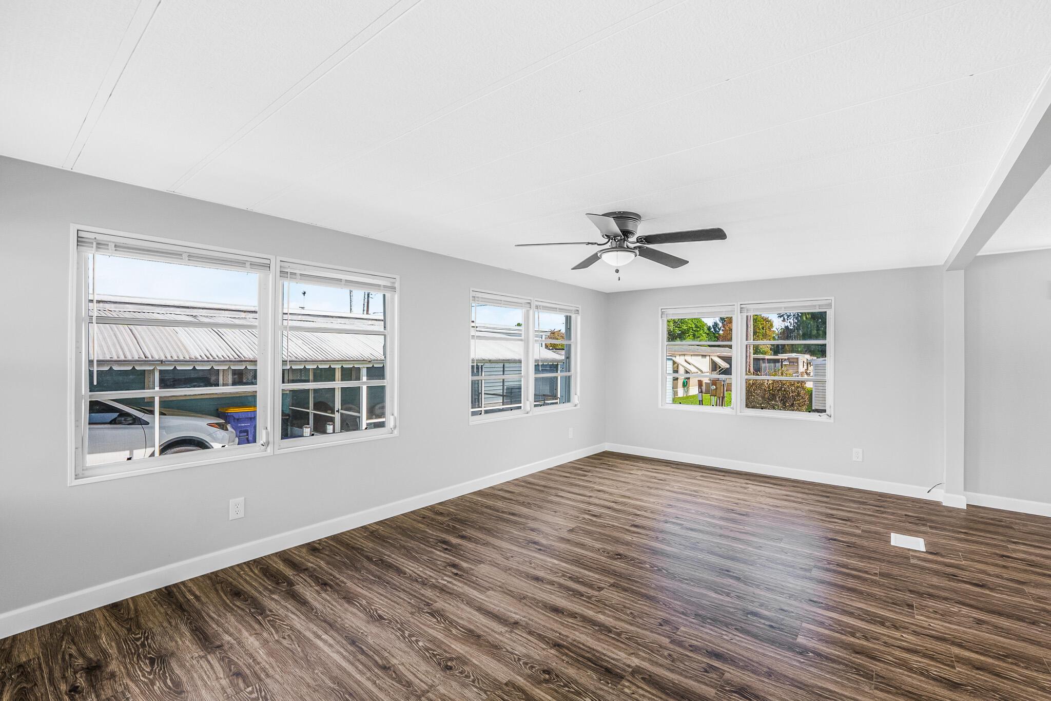 8301 SE Skylark Avenue, Hobe Sound, FL 33455, Hobe Sound - Photo 5