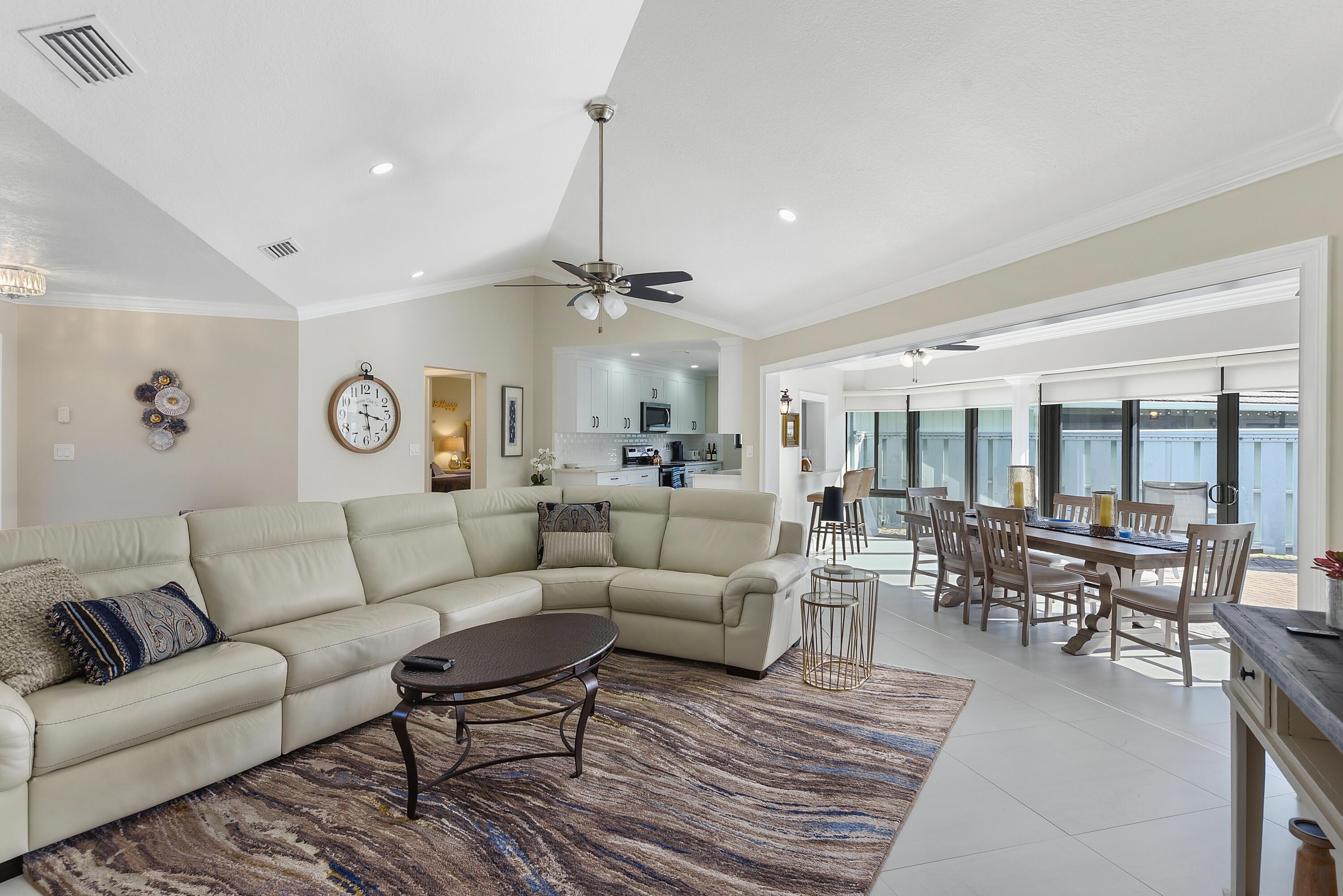 1127 E Seminole Avenue 15c, Jupiter, FL 33477, Jupiter - Photo 2