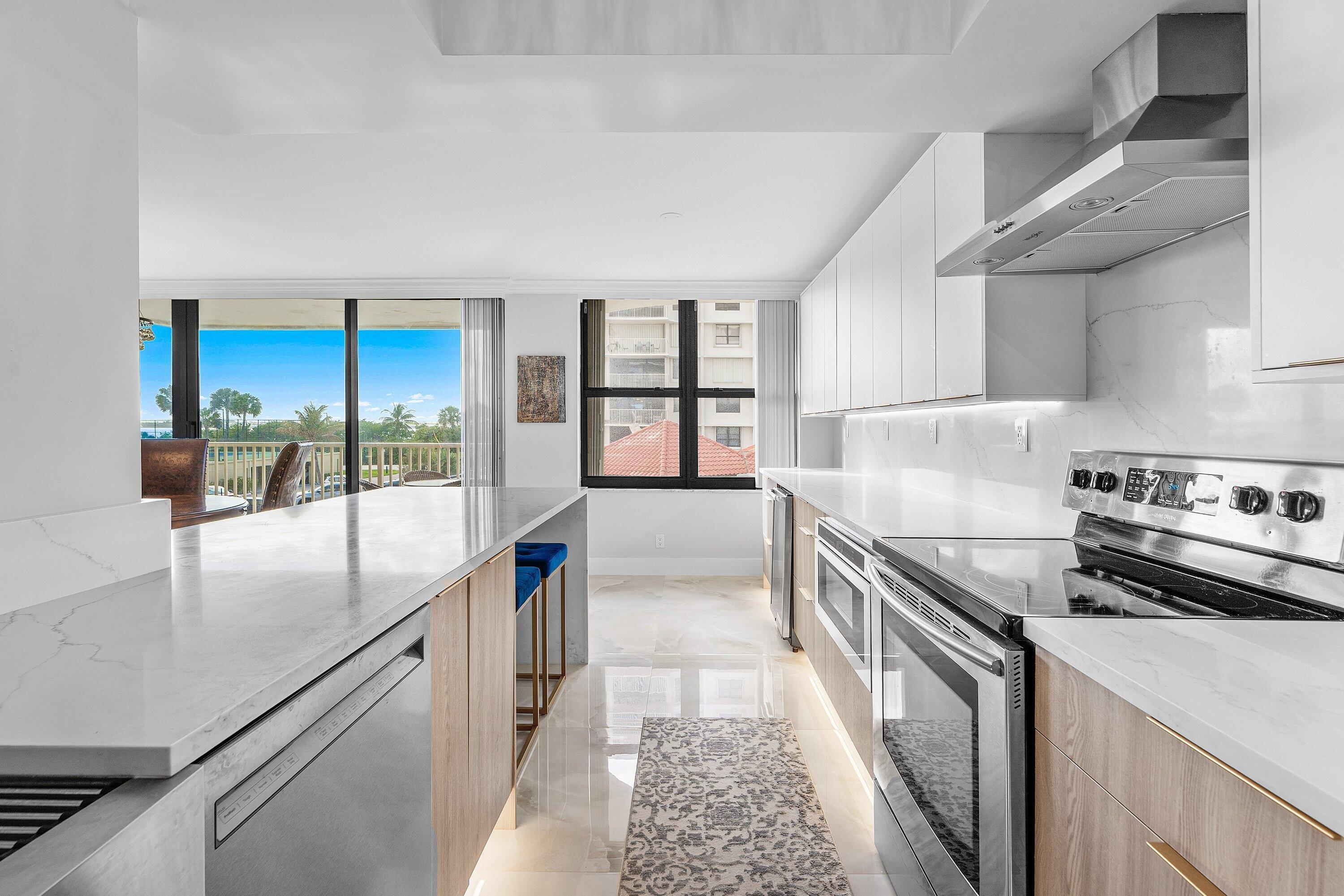 5480 N Ocean Drive A1c, Singer Island, FL 33404, Singer Island - Photo 4