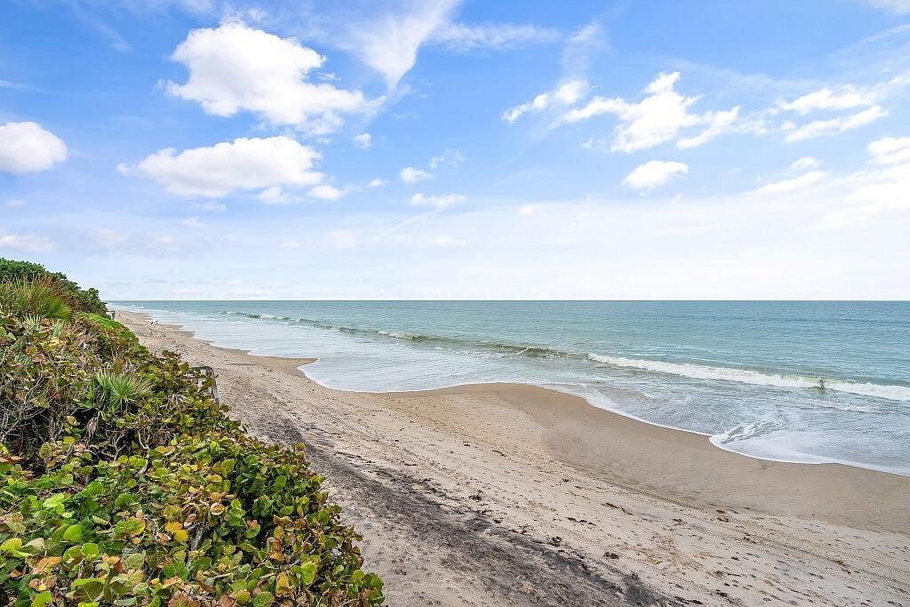 290 Bermuda Bay Lane, Vero Beach, FL 32963, Vero Beach - Photo 2