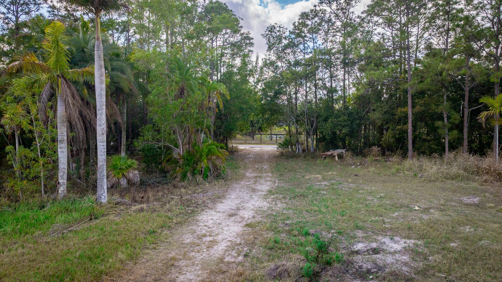 3852 161st Terrace N, Loxahatchee Groves, FL 33470, Loxahatchee Groves - Photo 3