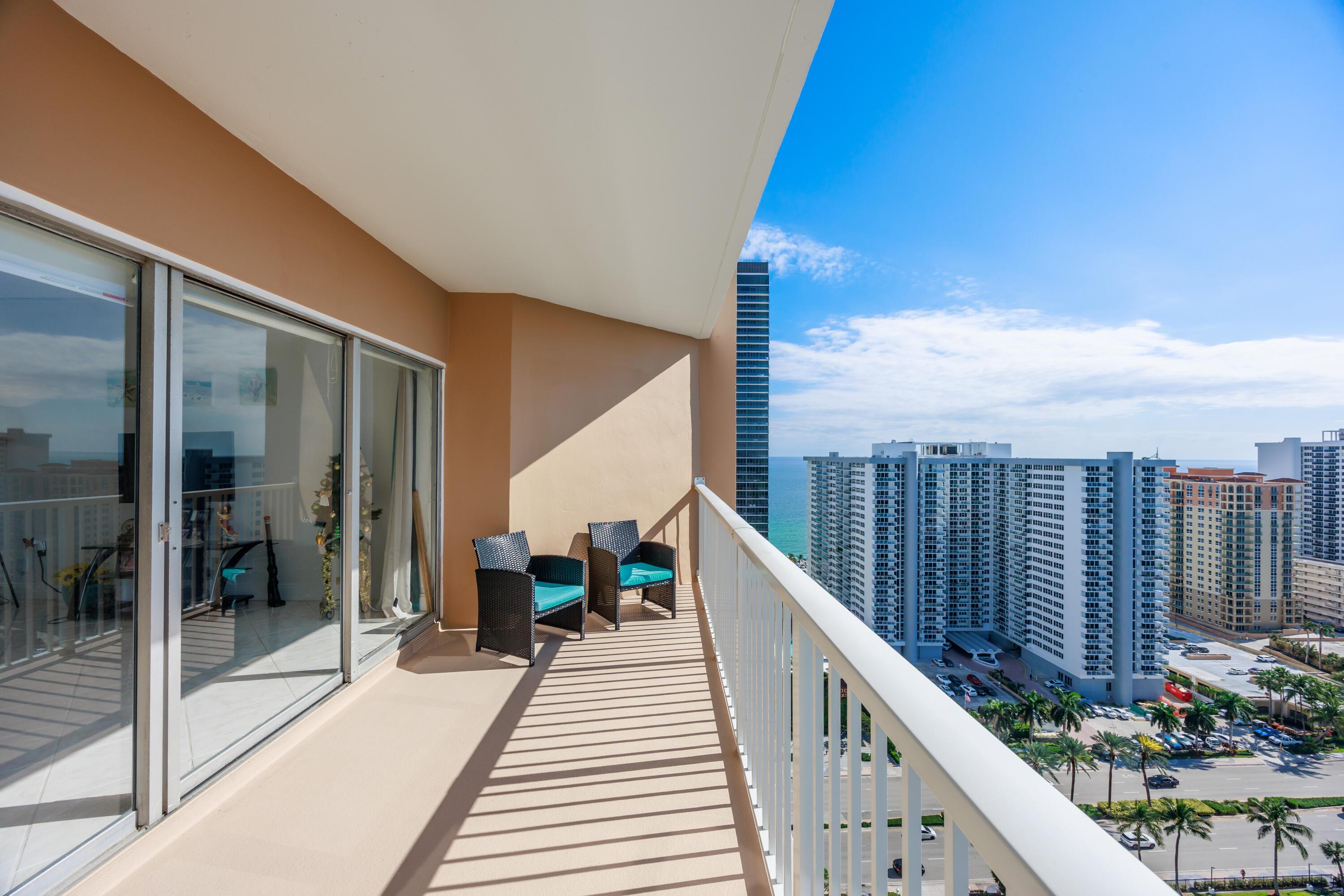 1985 S Ocean Drive Pha, Hallandale Beach, FL 33009, Hallandale Beach - Photo 2