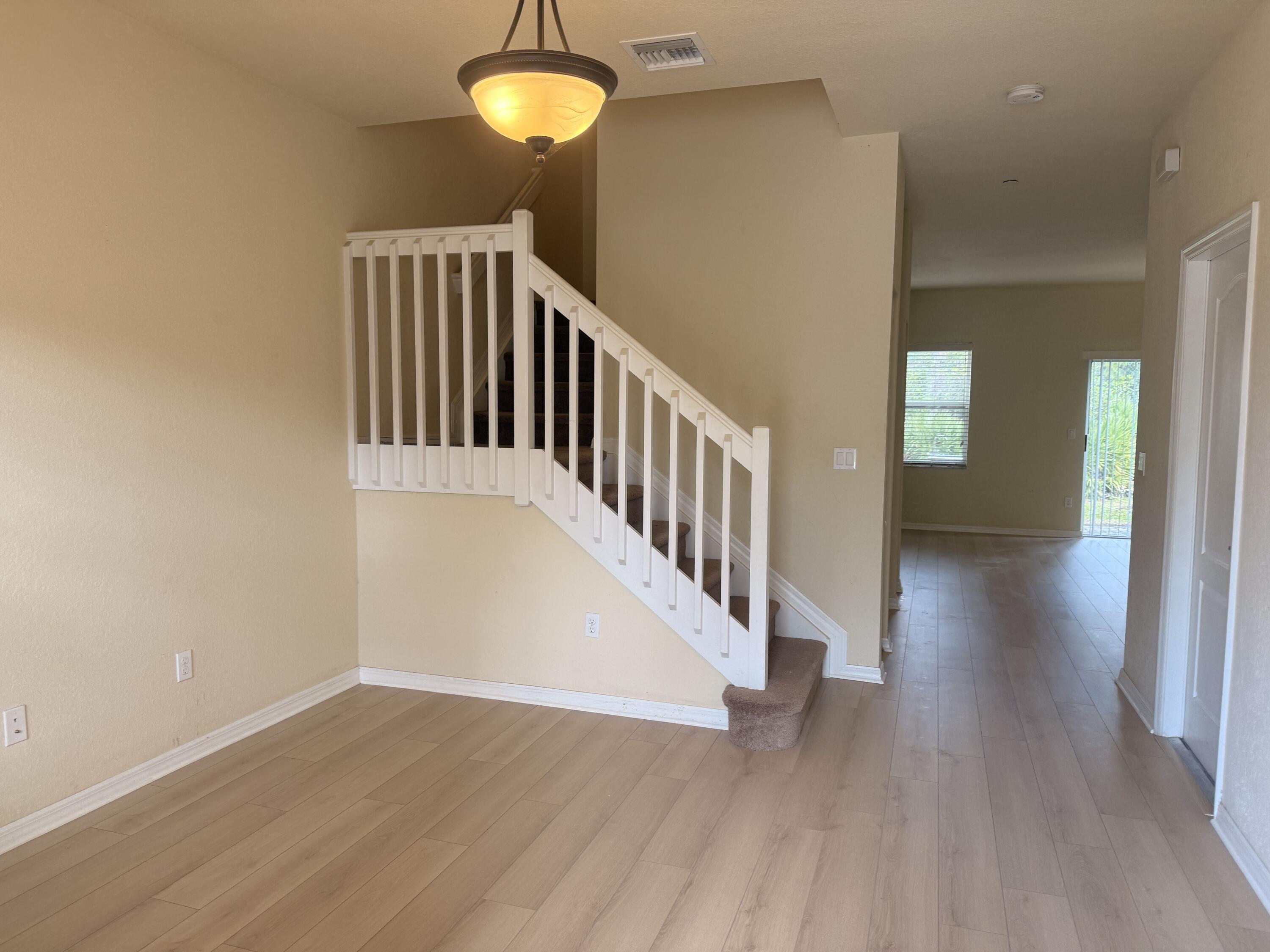 181 SW Otter Run Place, Stuart, FL 34997, Stuart - Photo 4