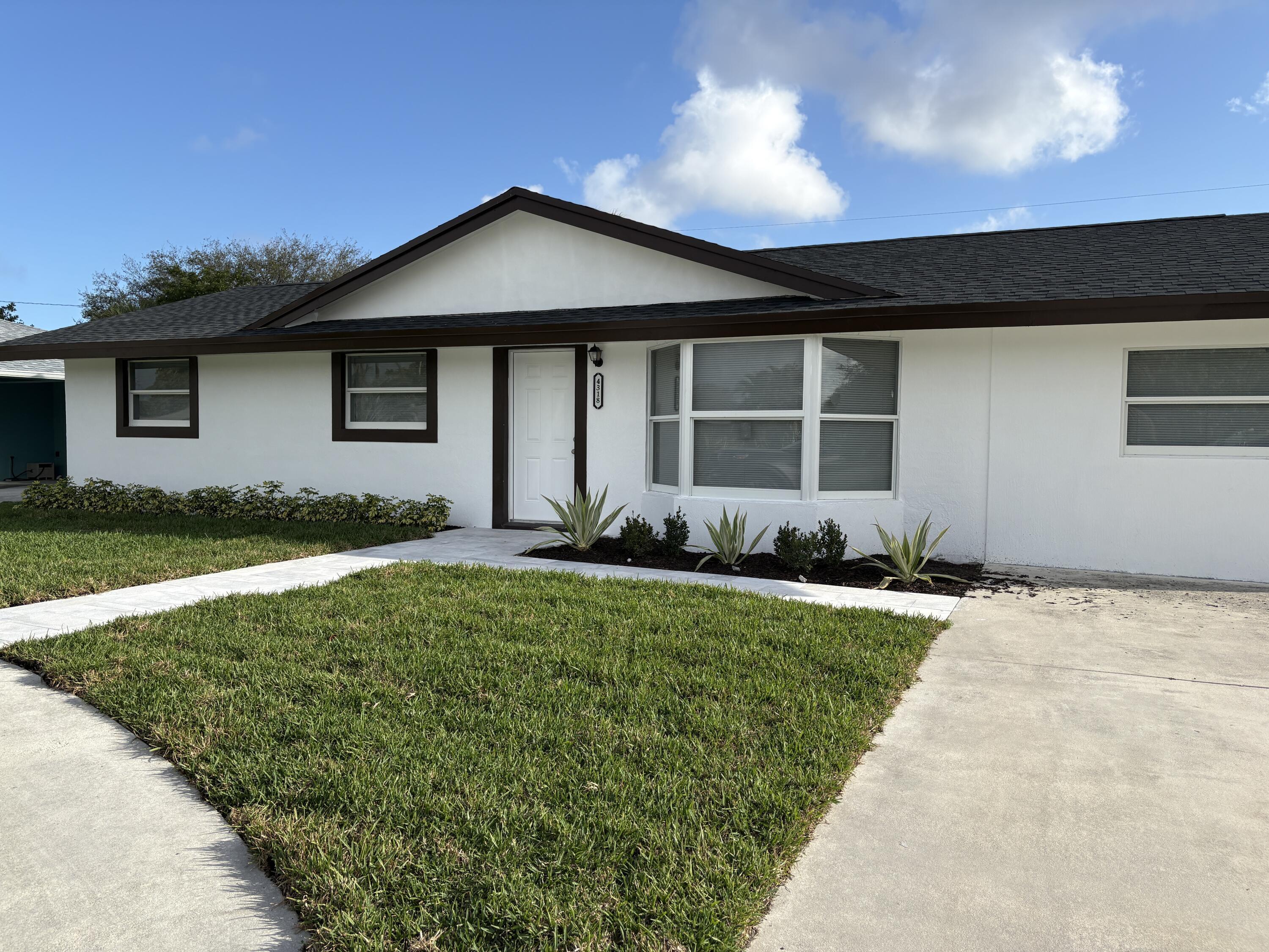 4318 Crestdale Street, Palm Beach Gardens, FL 33410, Palm Beach Gardens - Photo 2