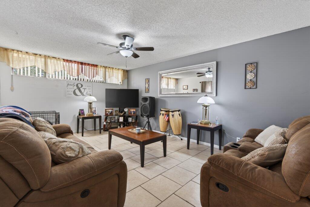 3838 Victoria Drive, West Palm Beach, FL 33406, West Palm Beach - Photo 5