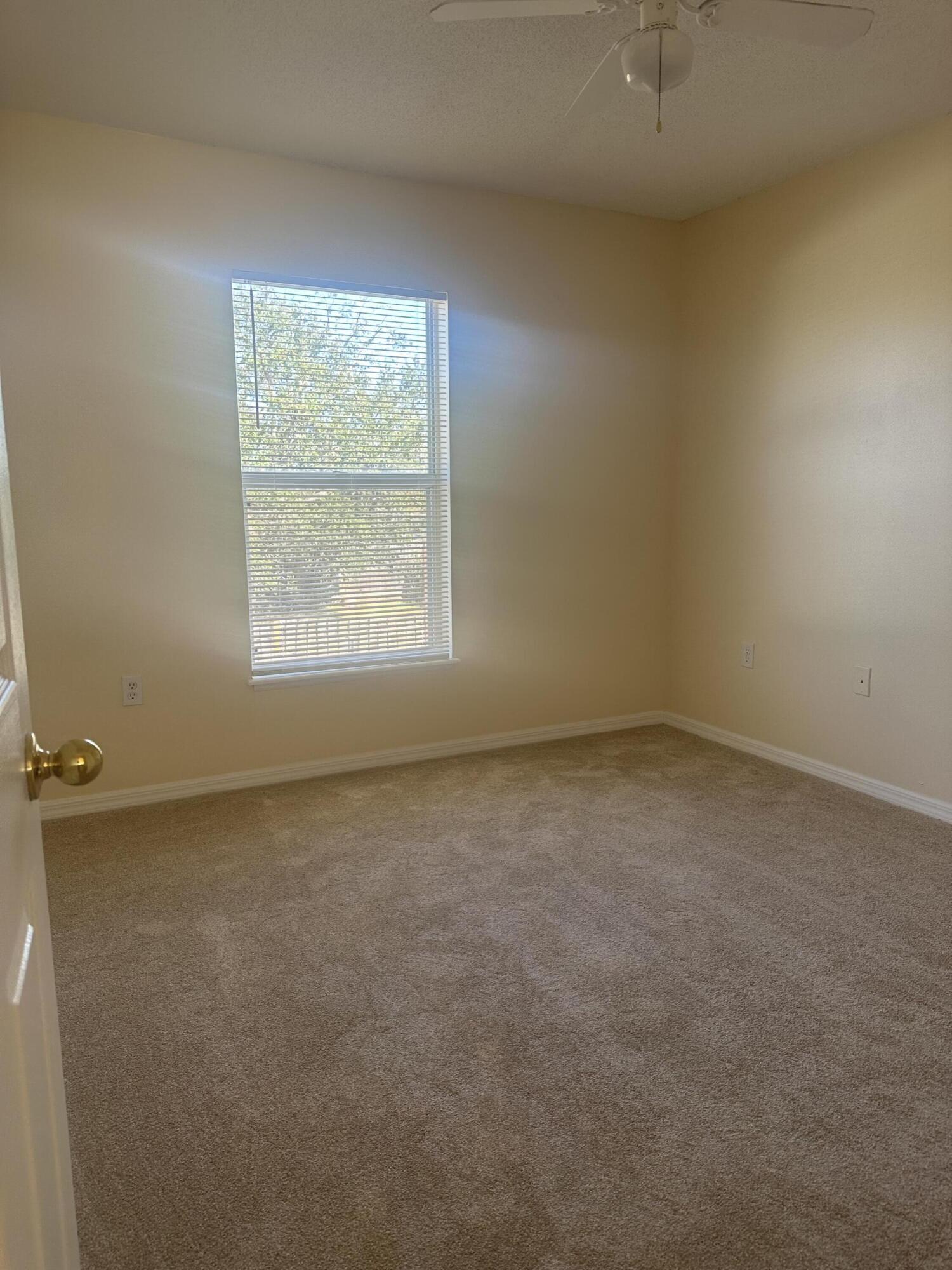 1673 SW Schleicher Lane, Port St. Lucie, FL 34984, Port St. Lucie - Photo 4