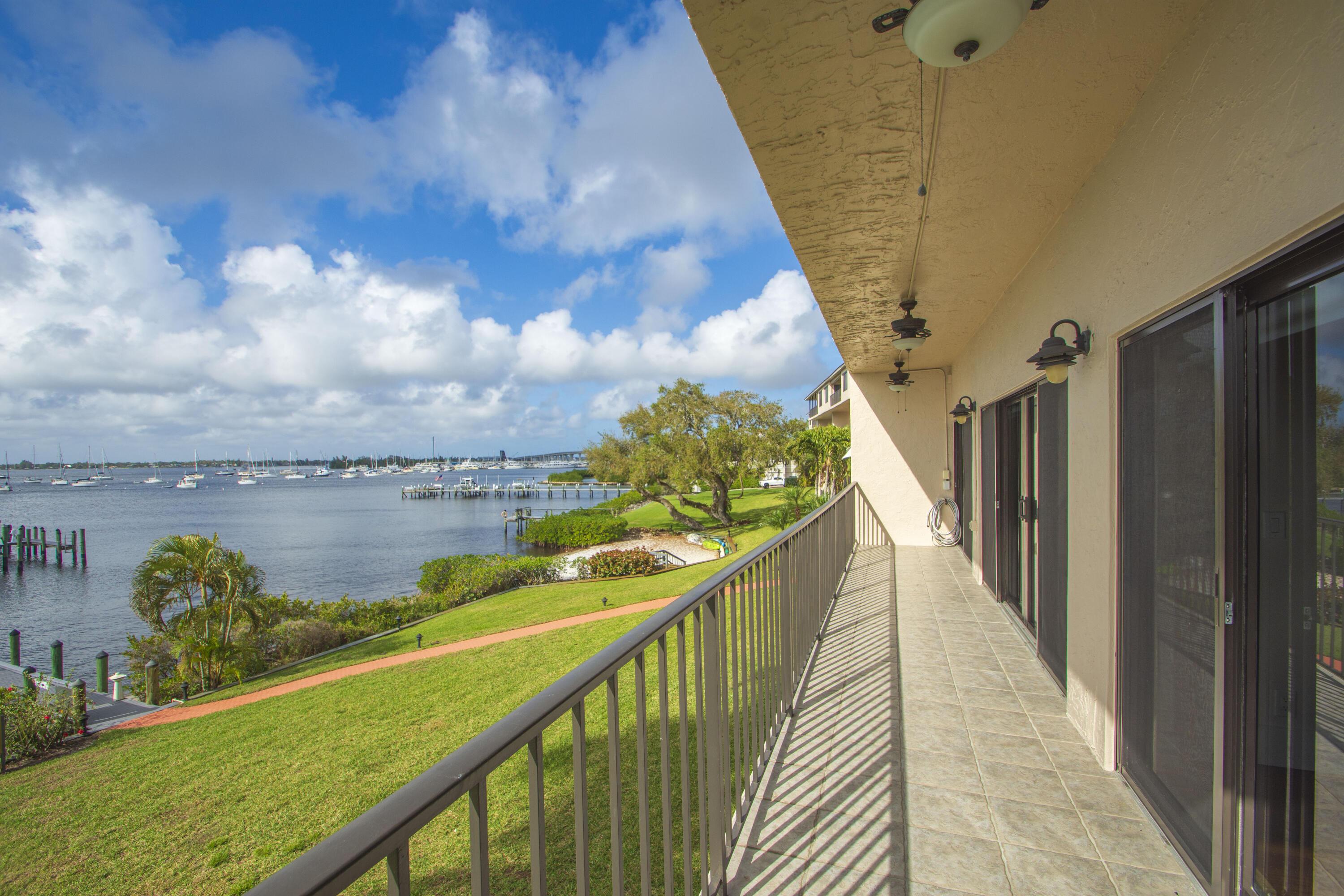 624 SW St. Lucie Crescent 206, Stuart, FL 34994, Stuart - Photo 3
