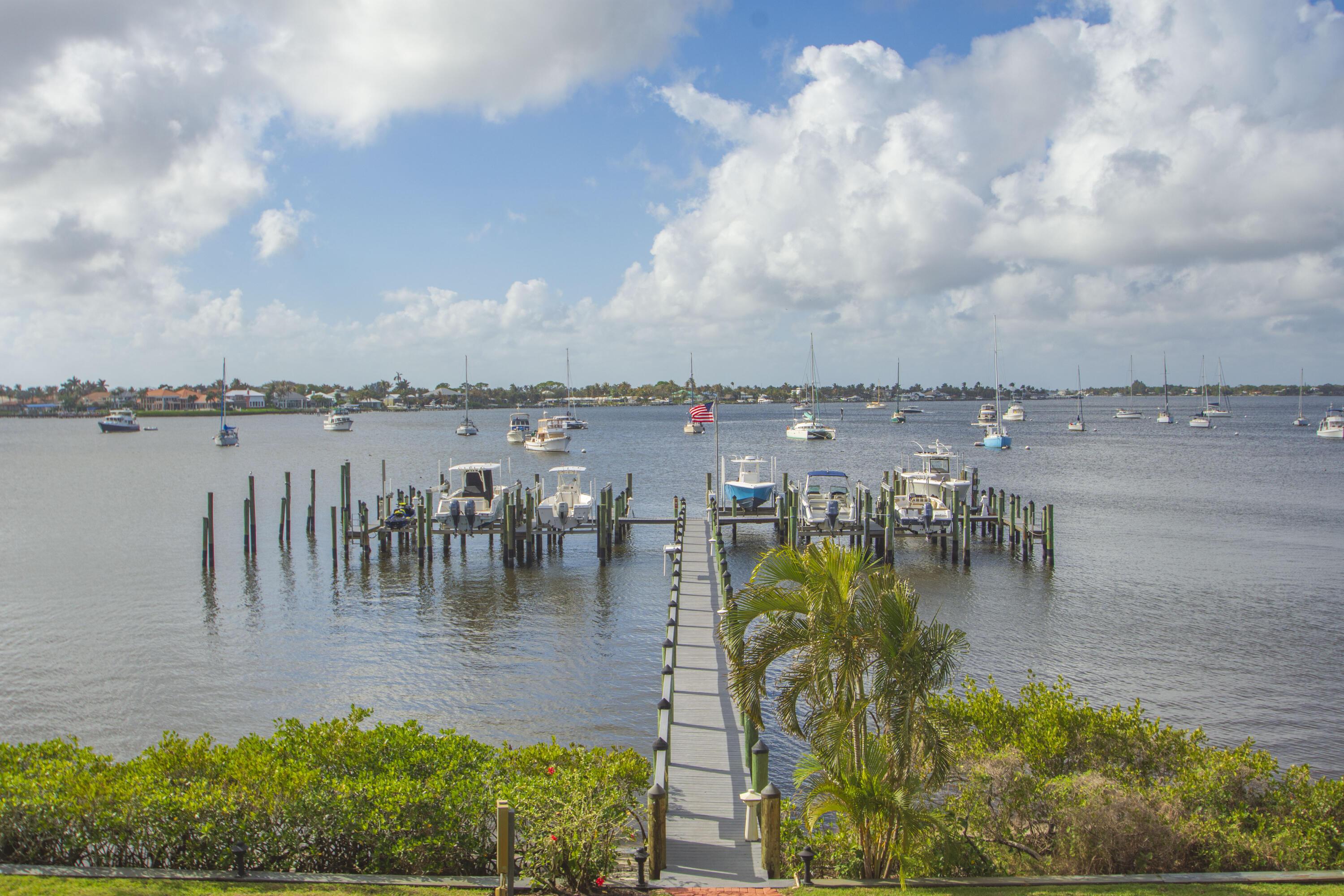 624 SW St. Lucie Crescent 206, Stuart, FL 34994, Stuart - Photo 5