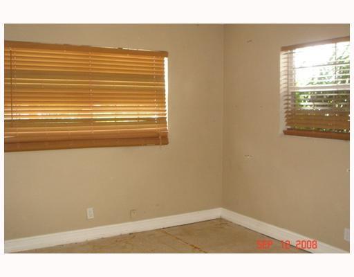 4850 NE 5th Te, Oakland Park, FL 33334, Oakland Park - Photo 5