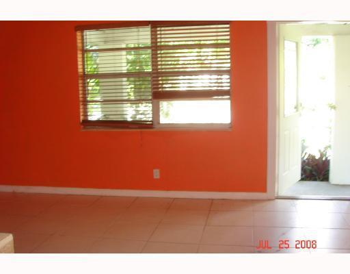 1708 NW 7th Te, Fort Lauderdale, FL 33311, Fort Lauderdale - Photo 4