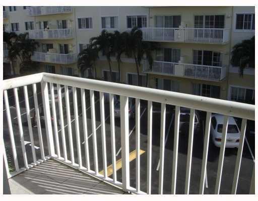 151 NE 16th Avenue 366, Fort Lauderdale, FL, Fort Lauderdale - Photo 5