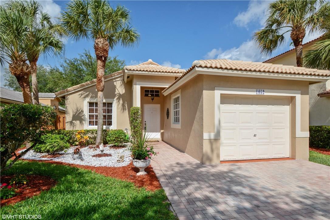 1052 NW 170th Avenue, Pembroke Pines, FL 33028, Pembroke Pines