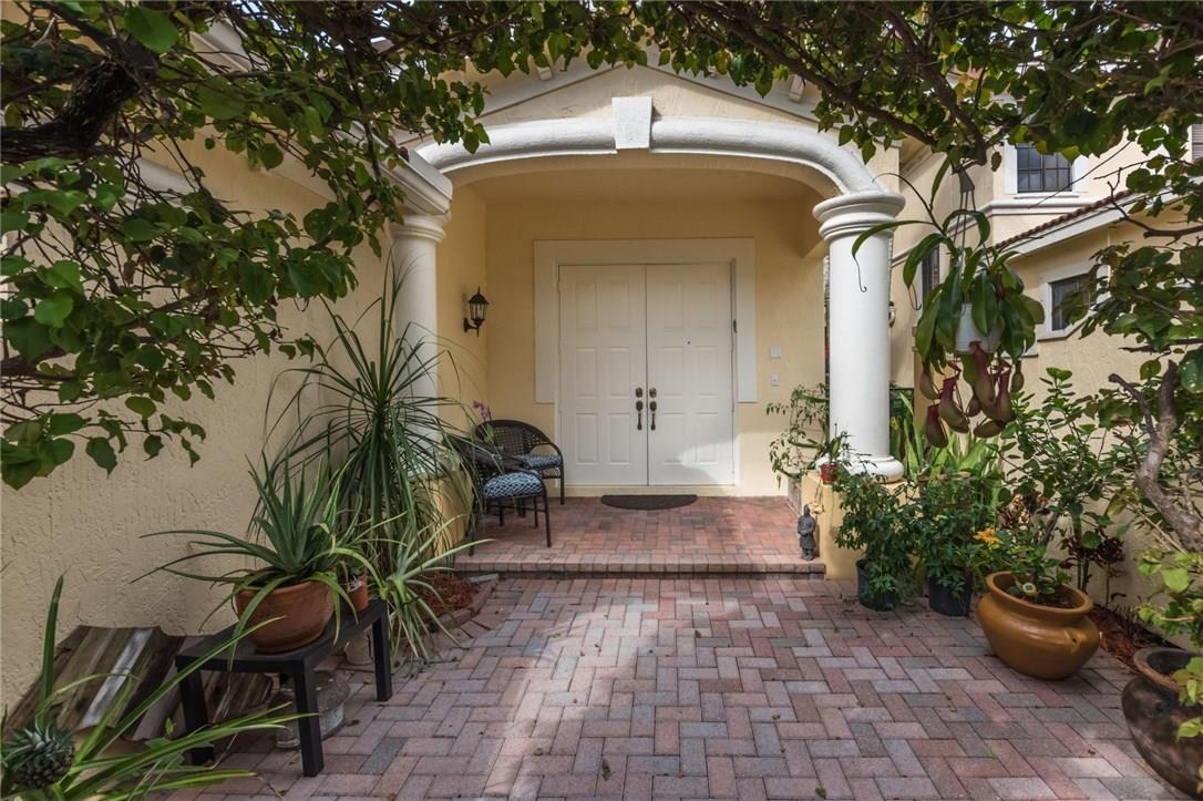 1548 Passion Vine Circle 25-3, Weston, FL 33326, Weston - Photo 3