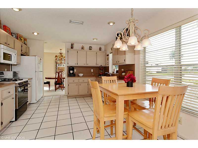 3233 NW 122nd Avenue, Sunrise, FL 33323, Sunrise - Photo 4