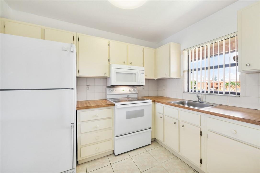 6465 W 27th Avenue 203-43, Hialeah, FL 33016, Hialeah - Photo 2