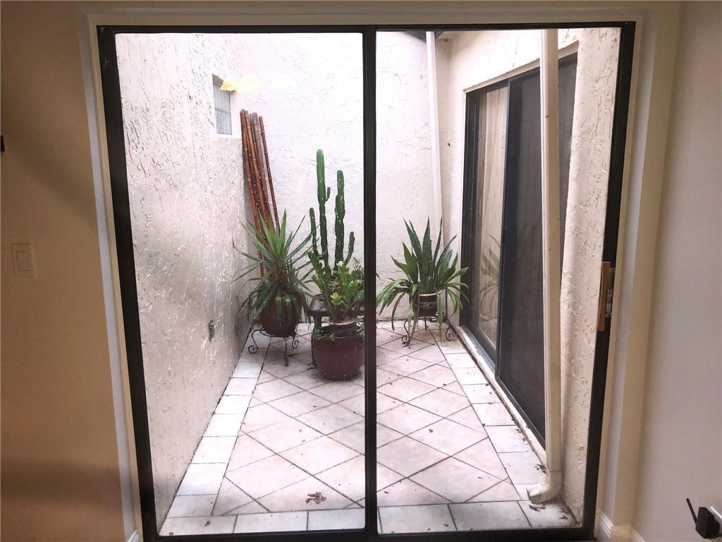 16072 Fairway Circle 7, Weston, FL 33326, Weston - Photo 5