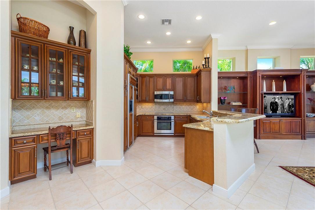 6636 NW 127th Terrace, Parkland, FL 33076, Parkland - Photo 3