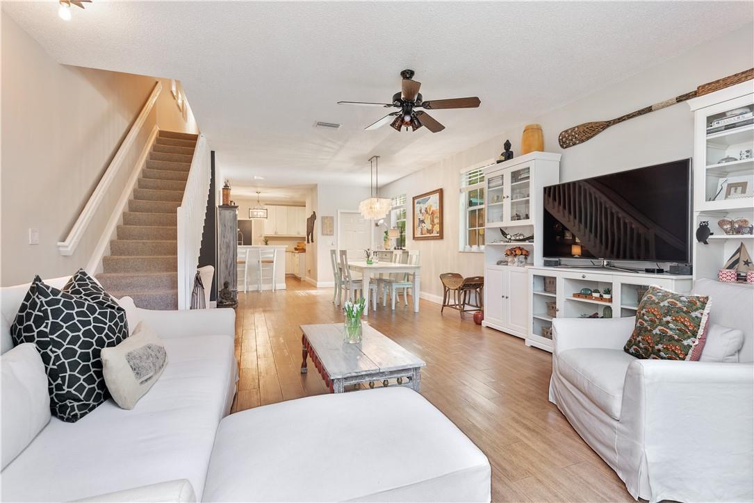 3745 San Simeon Circle, Weston, FL 33331, Weston - Photo 2