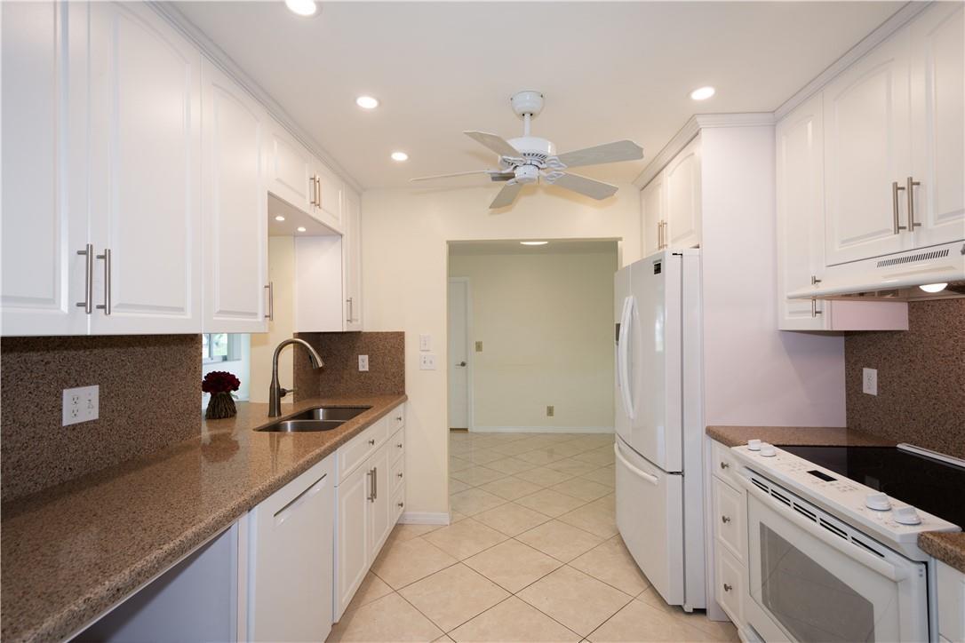 1710 NW 88th Way, Plantation, FL 33322, Plantation - Photo 2