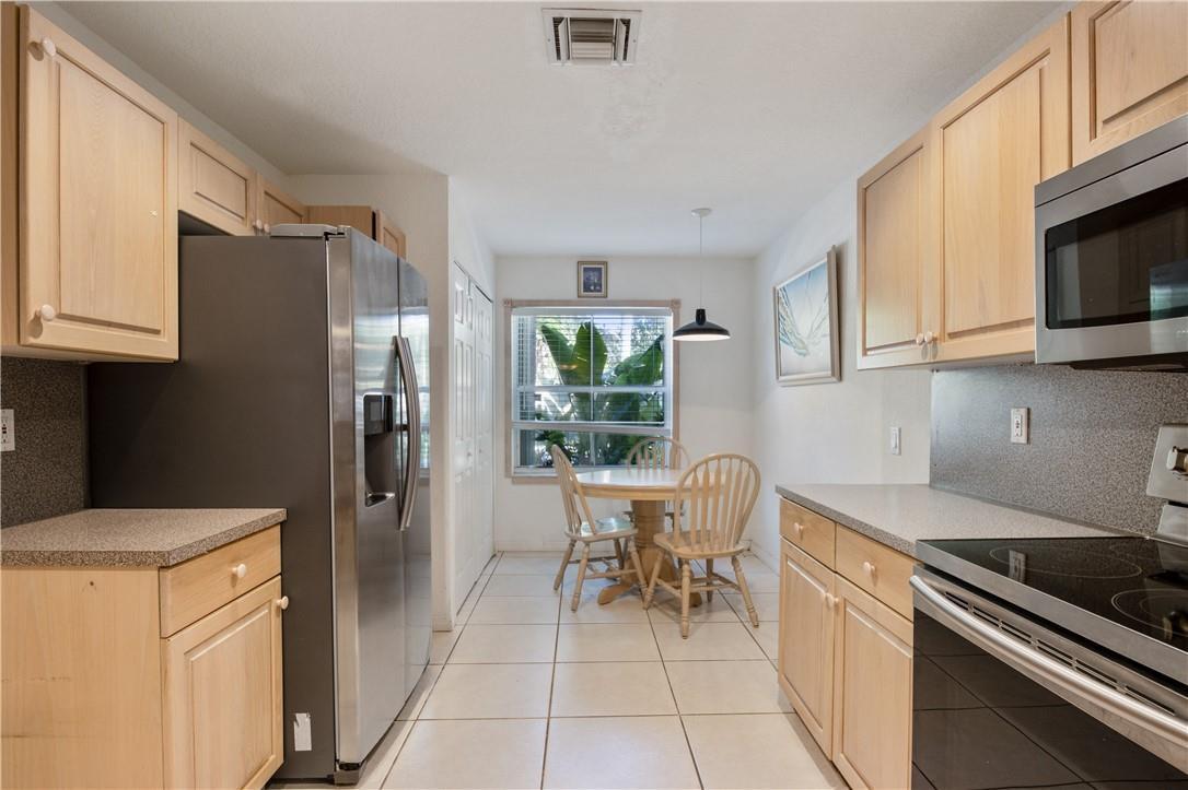 1635 Zenith Way, Weston, FL 33327, Weston - Photo 4