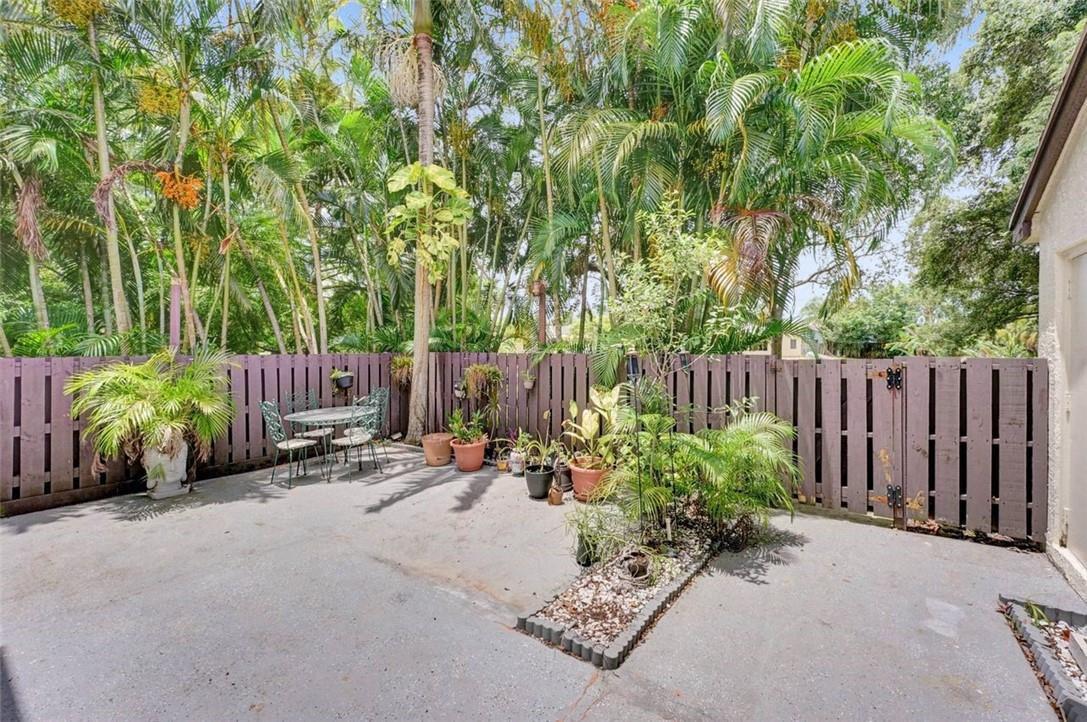 3189 Cocoplum Circle 3369, Coconut Creek, FL 33063, Coconut Creek - Photo 2