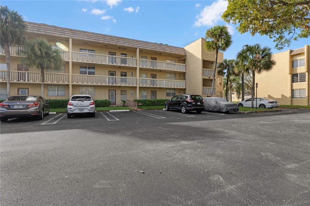 5841 NW 61 111, Tamarac, FL 33319, Tamarac