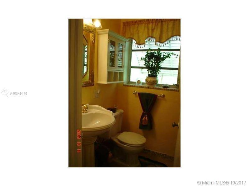 9324 Abbott Avenue, Surfside, FL 33154, Surfside - Photo 5