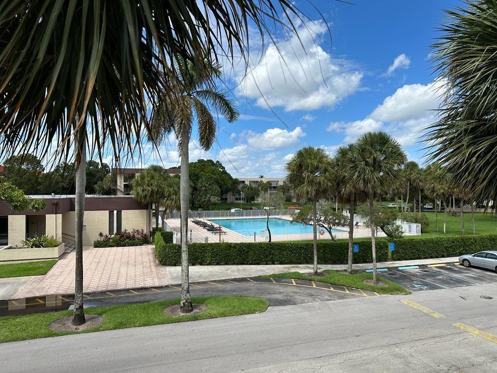 3121 NW 47th Terrace 301, Lauderdale Lakes, FL 33319, Lauderdale Lakes - Photo 2