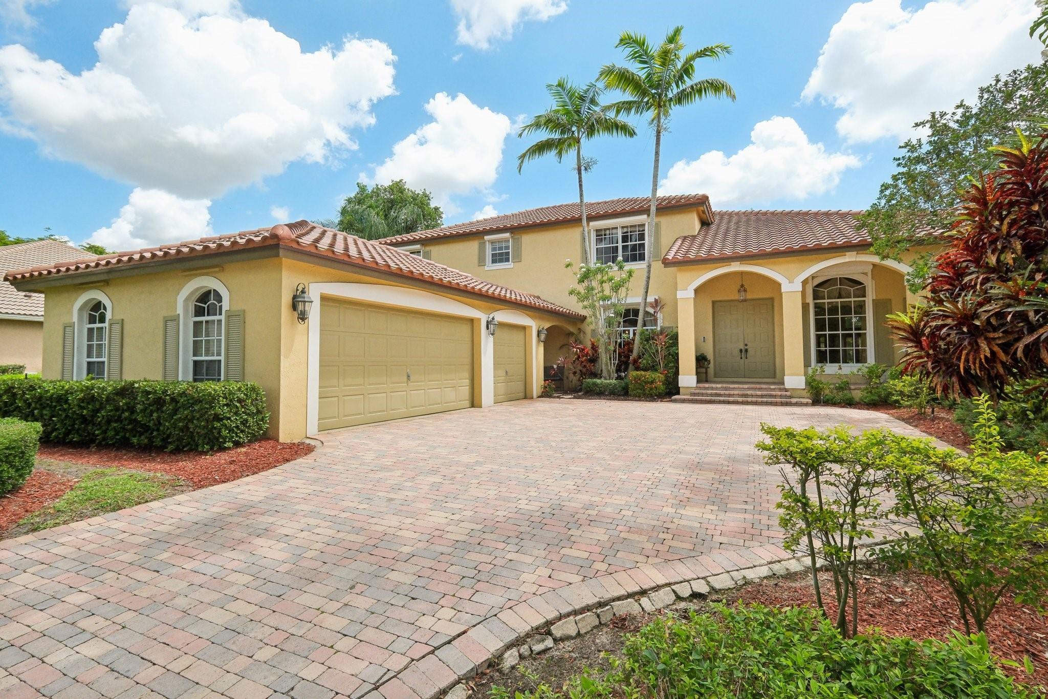 2515 Montclaire Circle, Weston, FL 33327, Weston